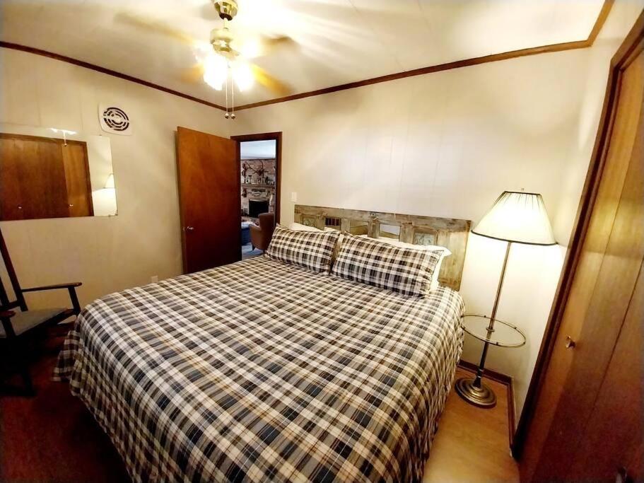 Four-Bedroom House photo 1