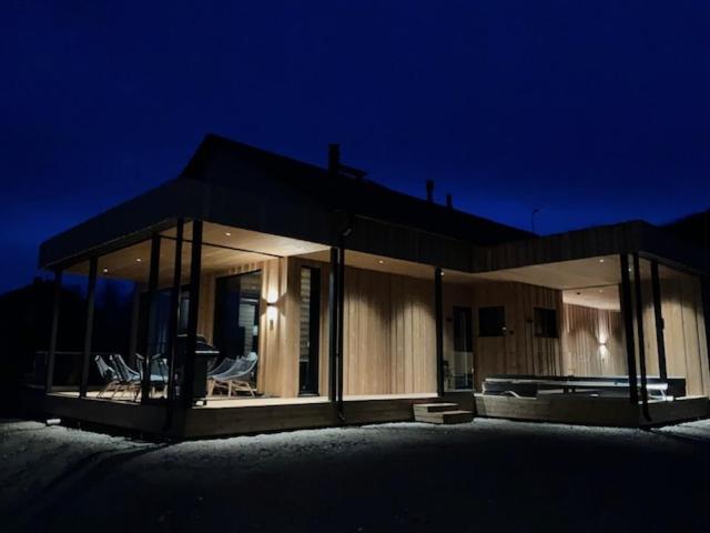 Three-Bedroom Chalet photo 2