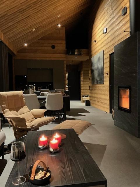Three-Bedroom Chalet photo 1