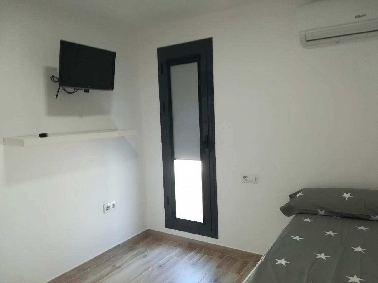 Casa de cuatro habitaciones