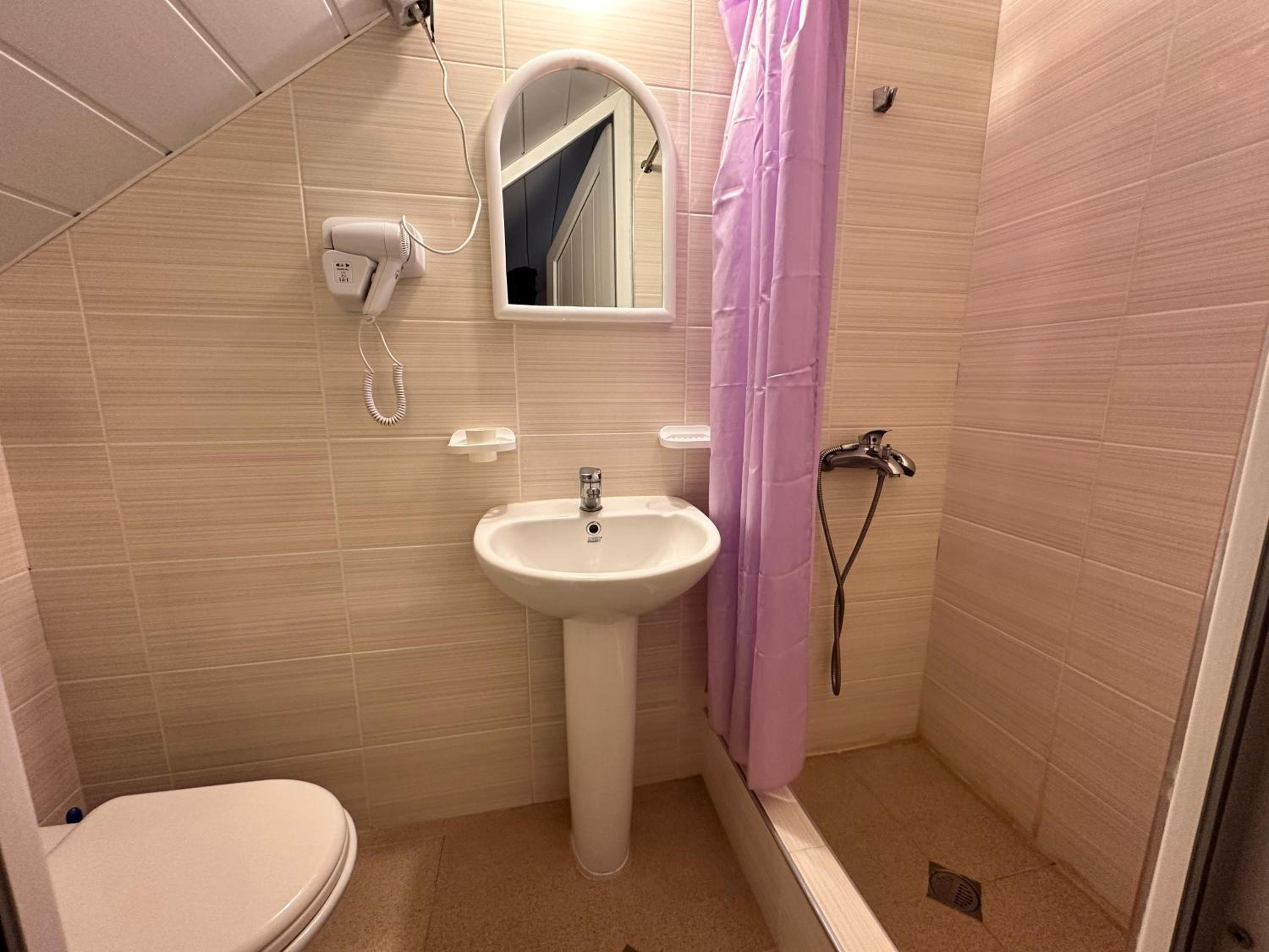 Quadruple Room photo 3