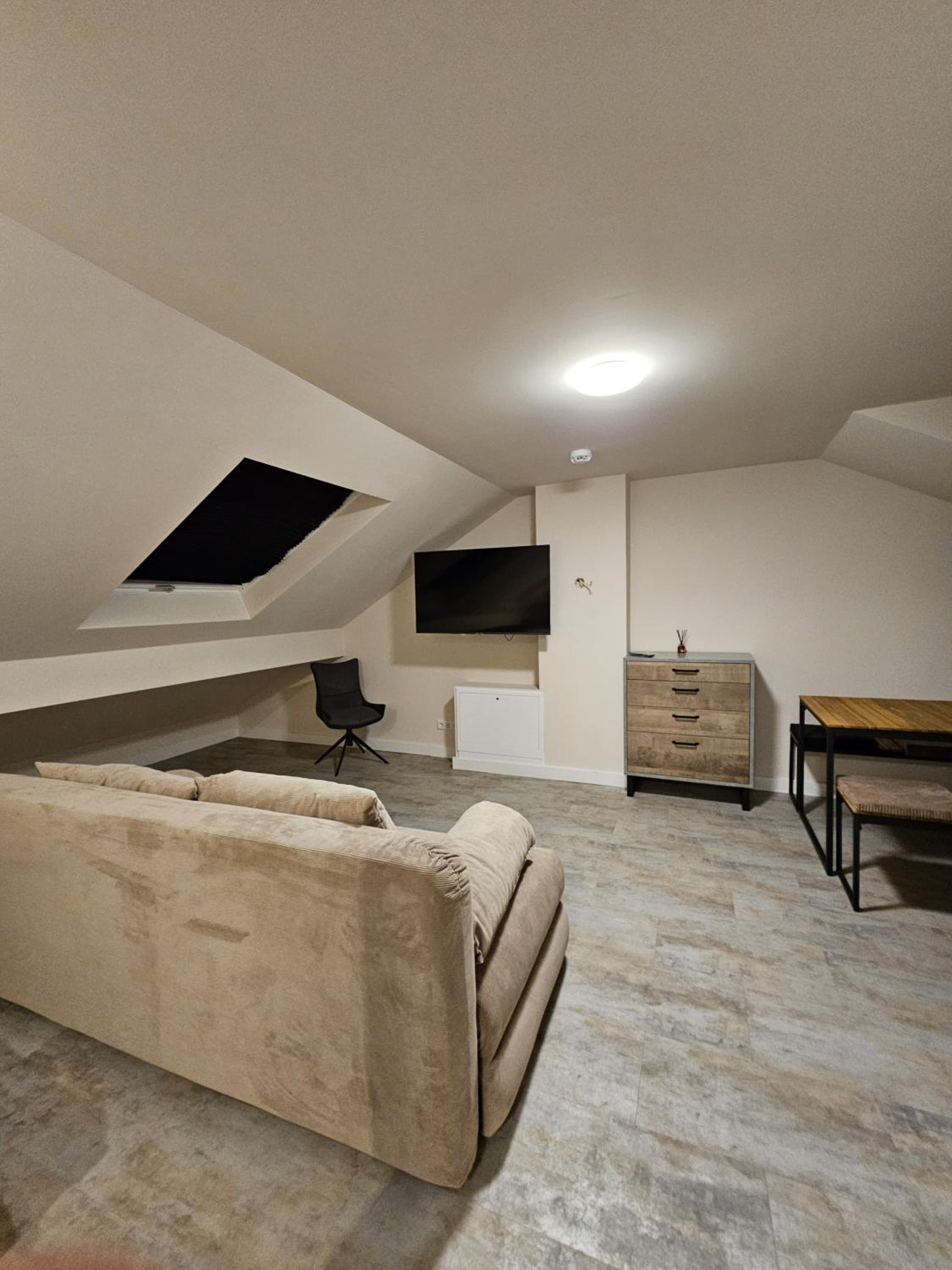 Apartment photo 2