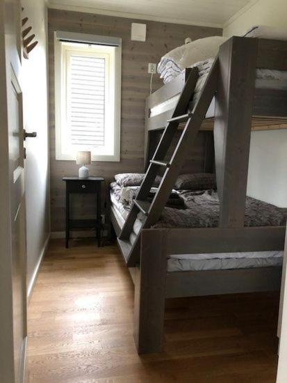 Four-Bedroom Holiday Home photo 1