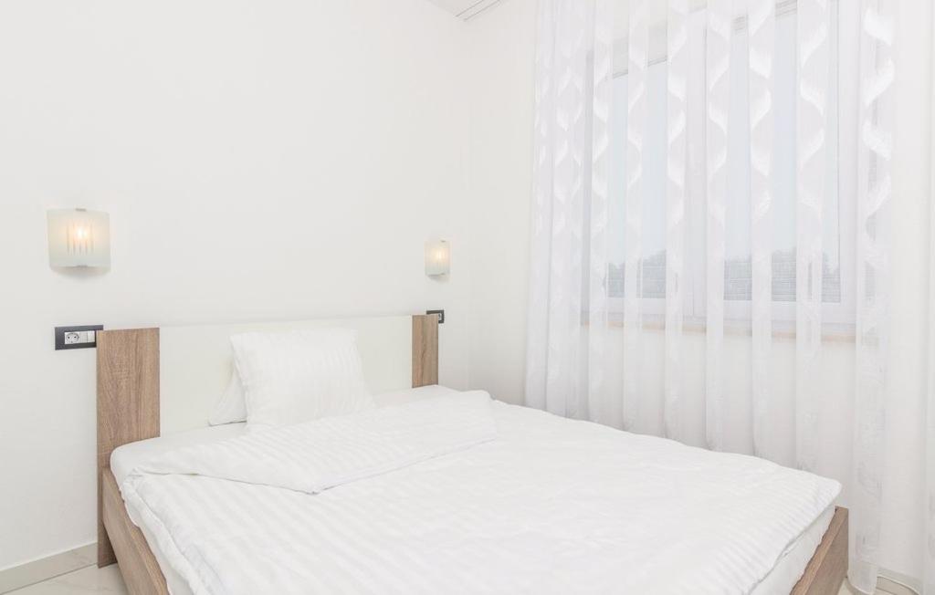 Two-Bedroom Apartment photo 3