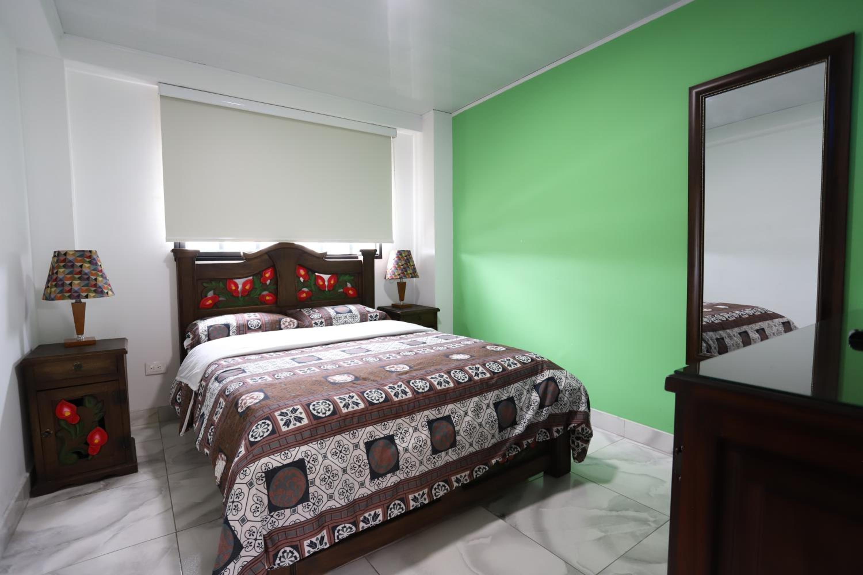Double Room with Private External Bathroom photo 2