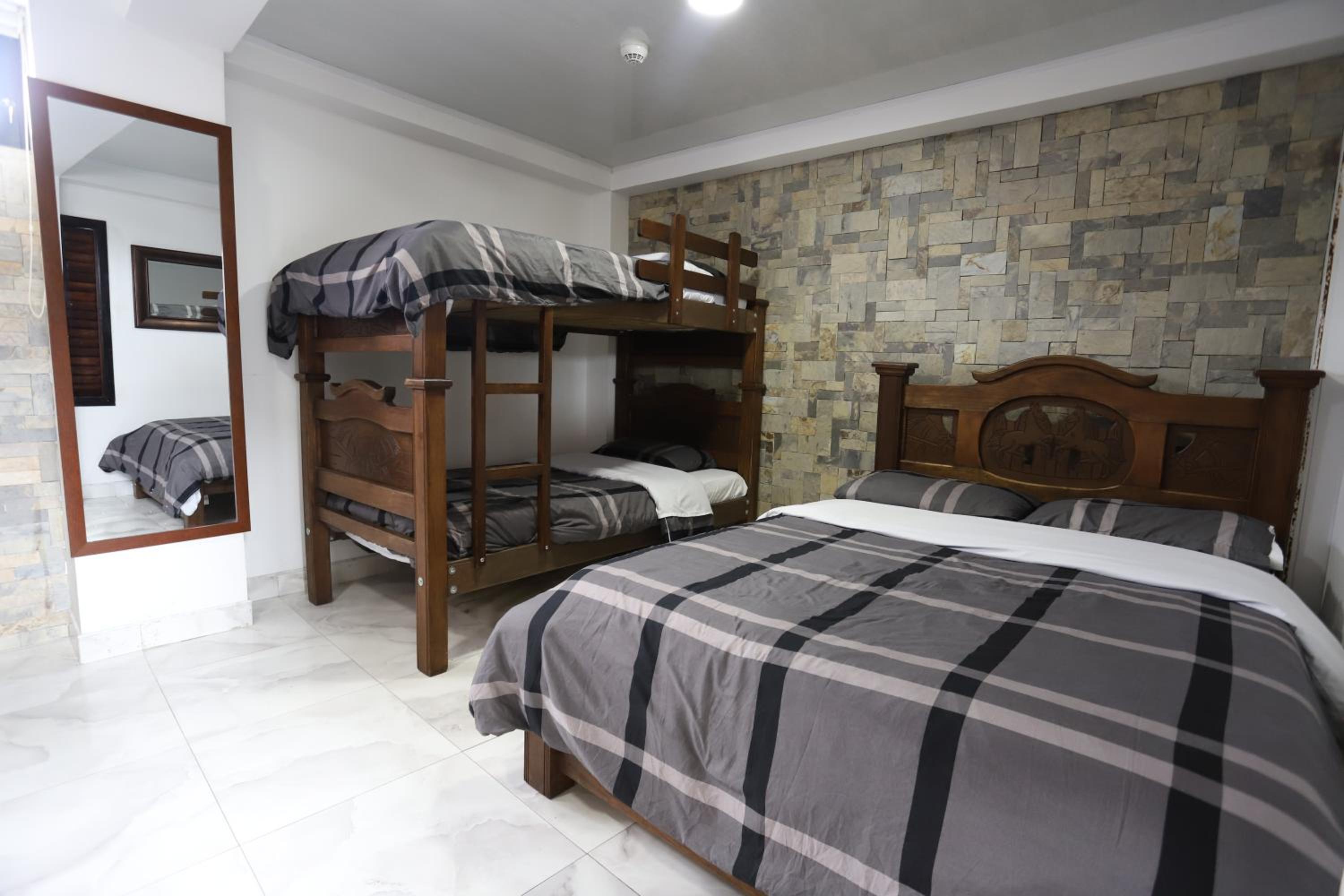 Family Suite photo 2