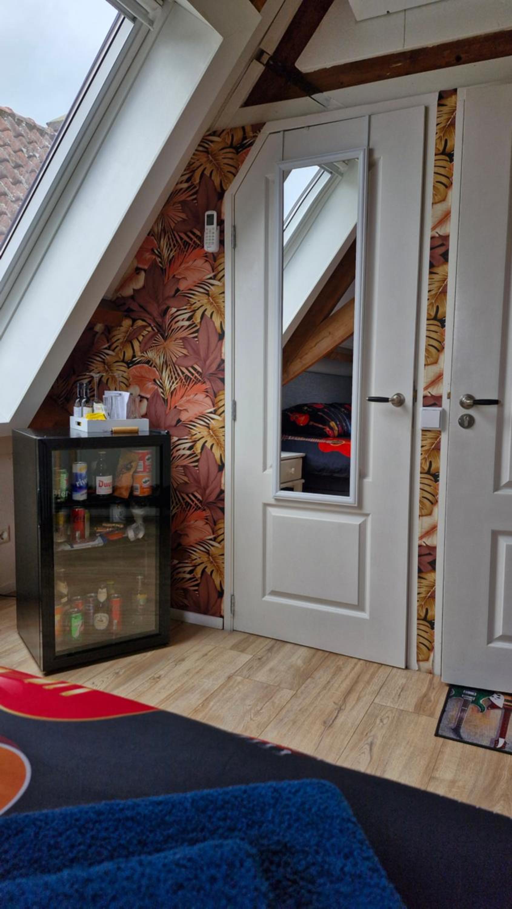 Deluxe King Room photo 1