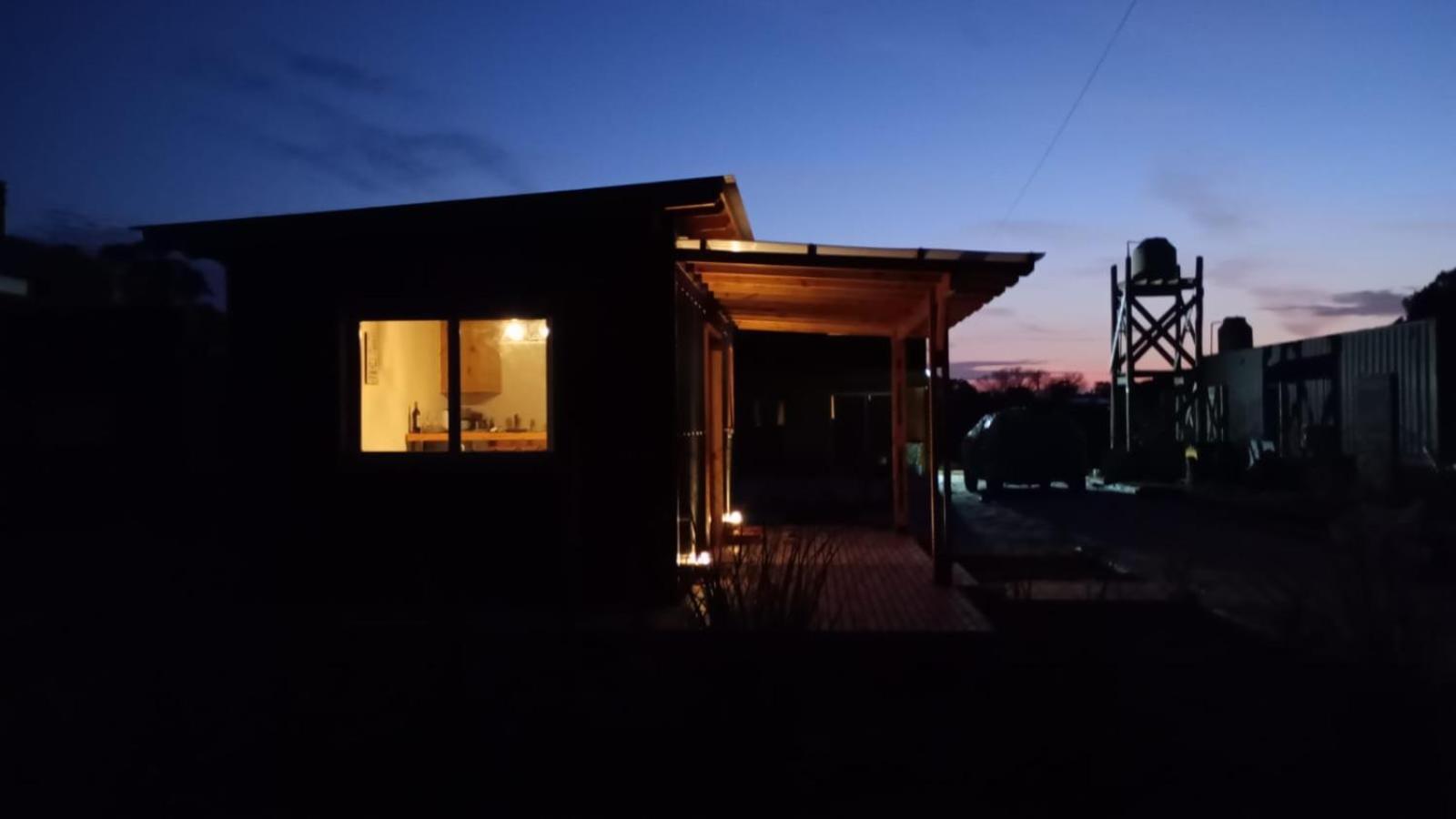 One-Bedroom House photo 3