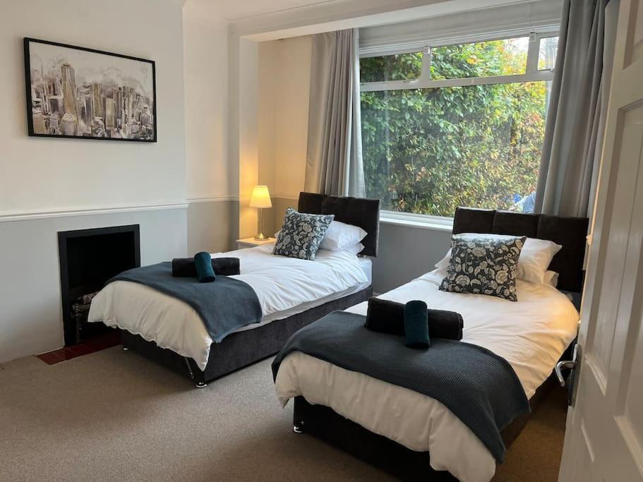 Three-Bedroom House photo 1