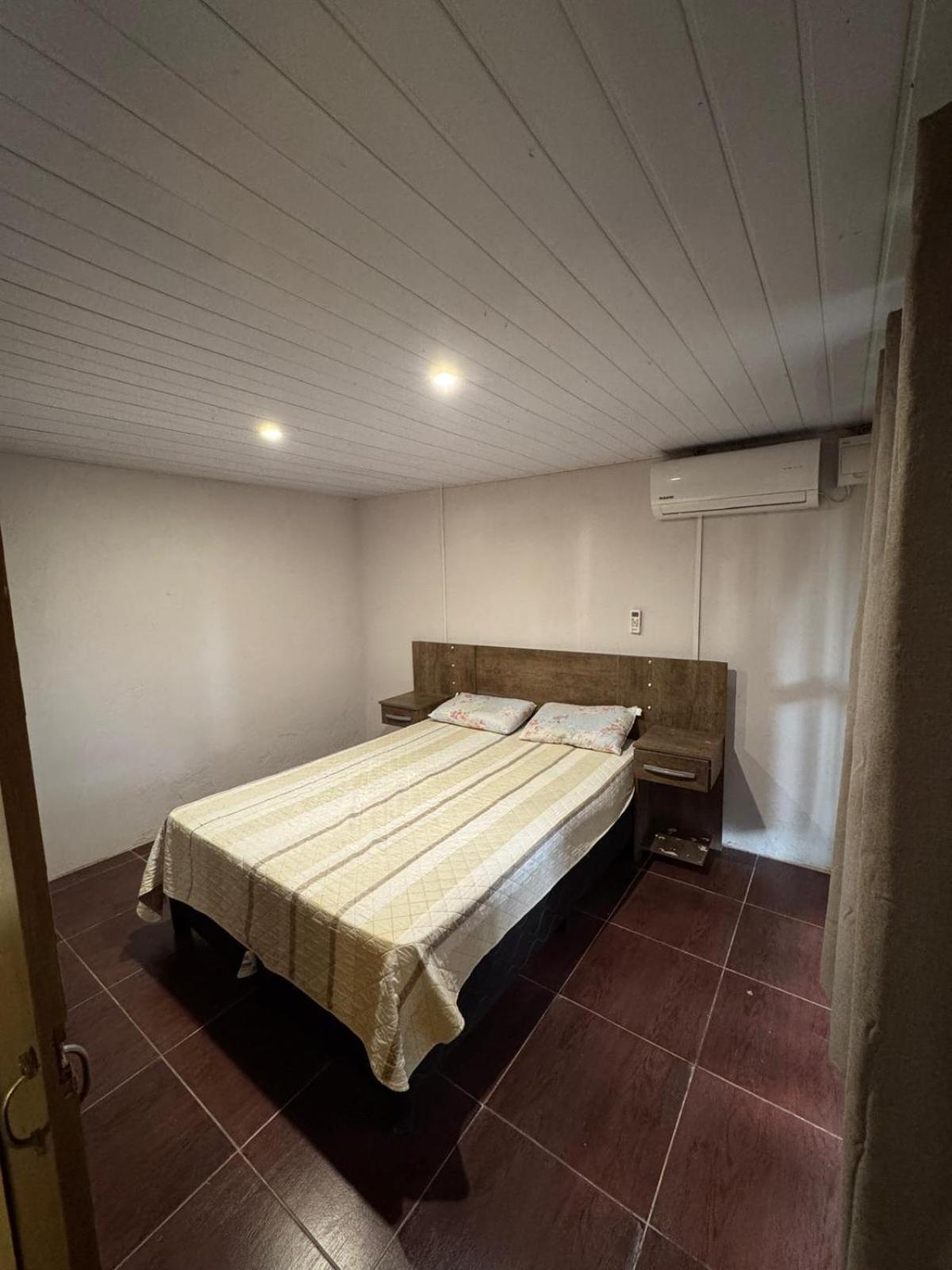 One-Bedroom House photo 3