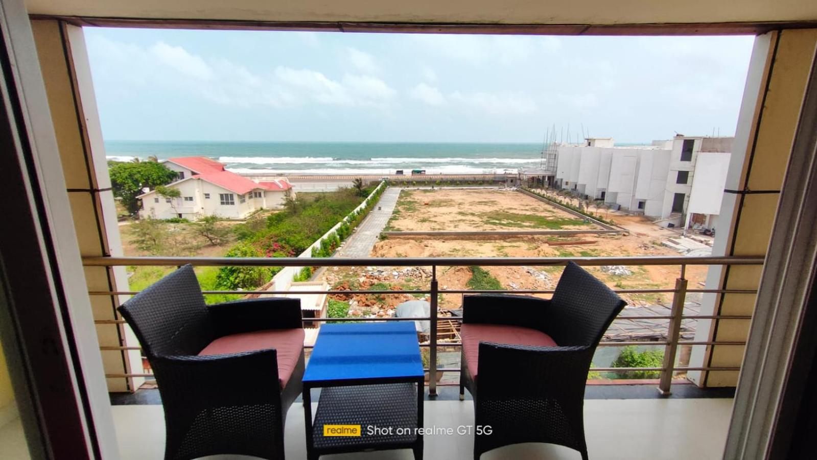 Double Room With Balcony And Sea View