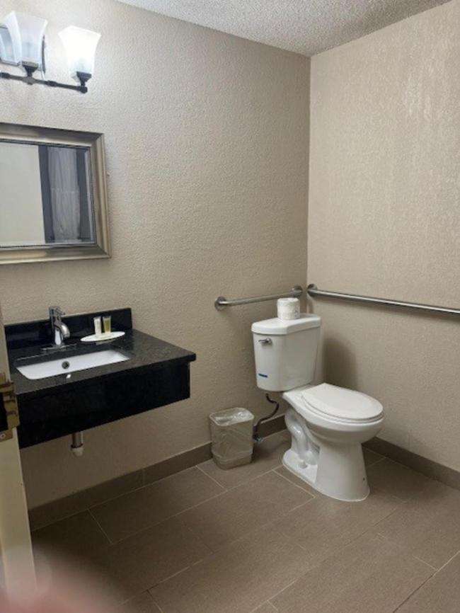 Ramada Plaza by Wyndham Charlotte South End Airport, 写真 3
