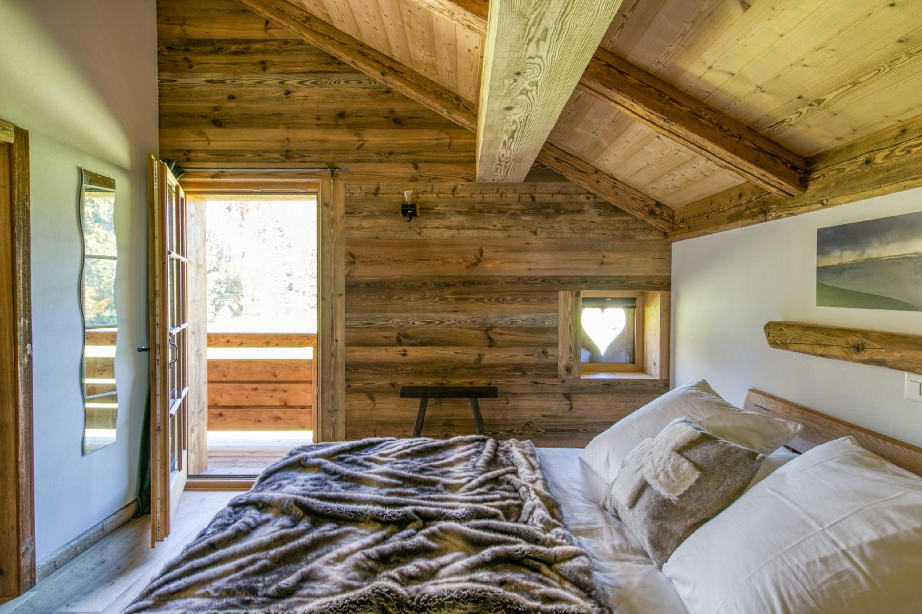 Three-Bedroom Chalet photo 3