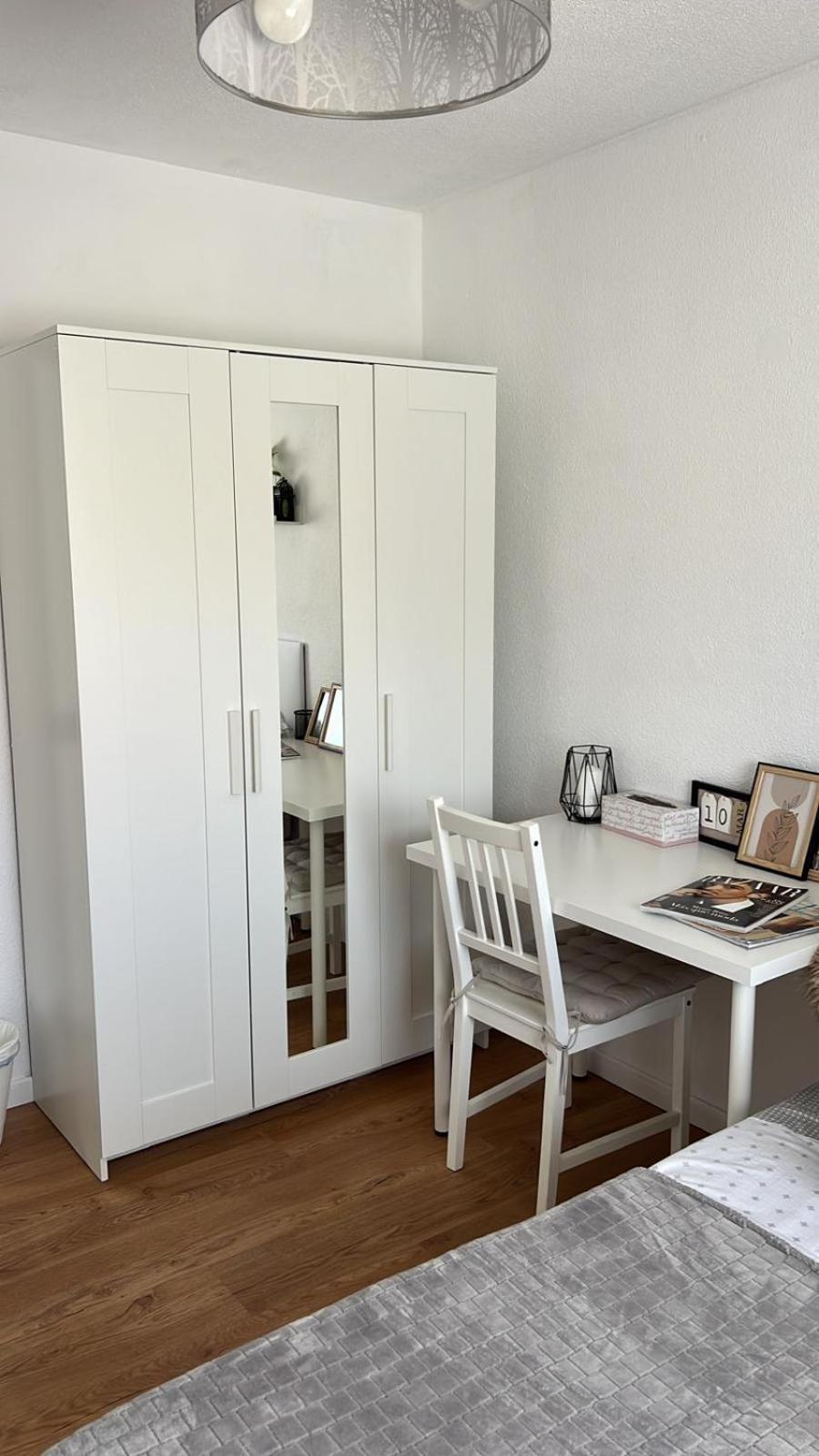 Large Single Room photo 2