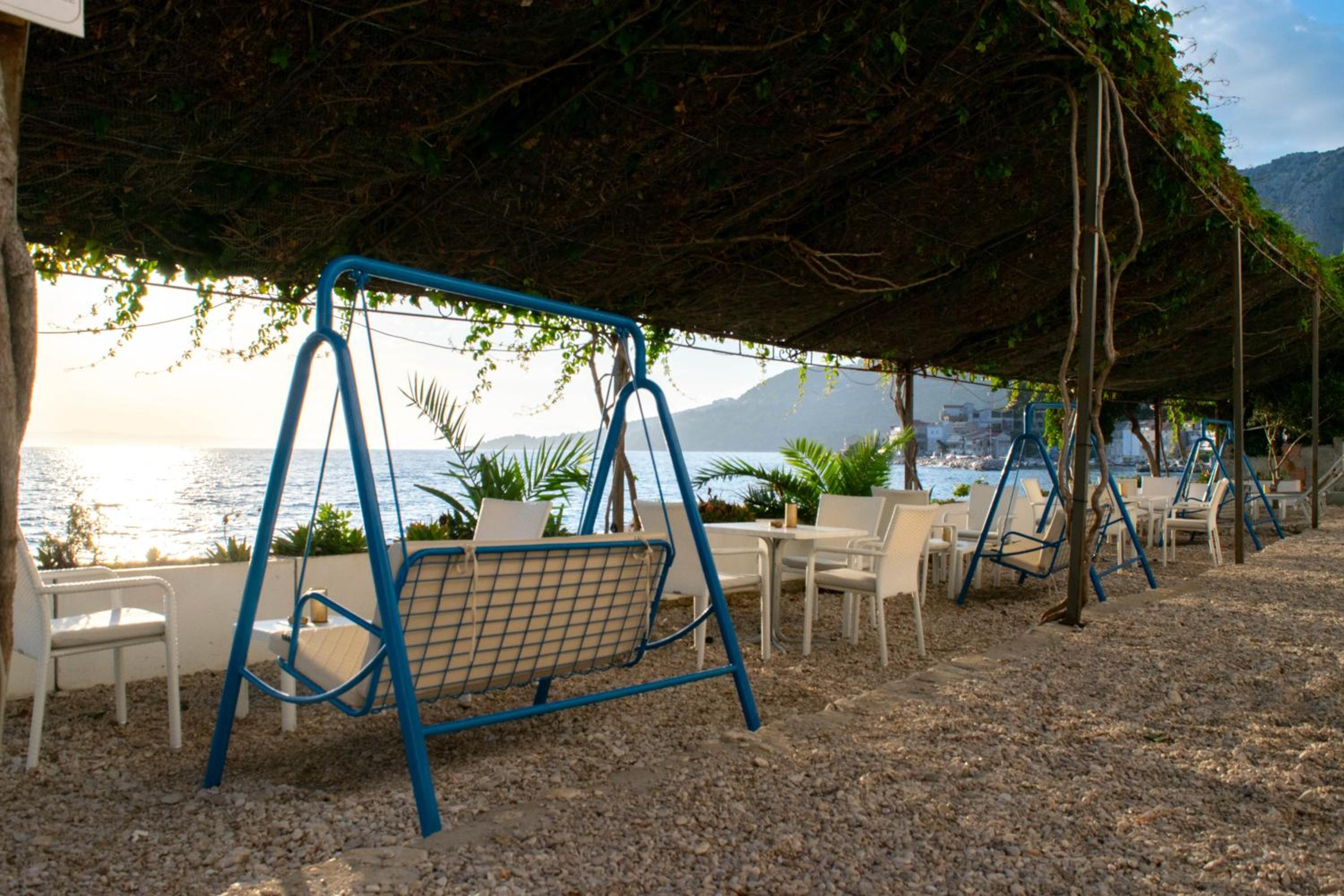 Standard Room with Sea View - Photo 14