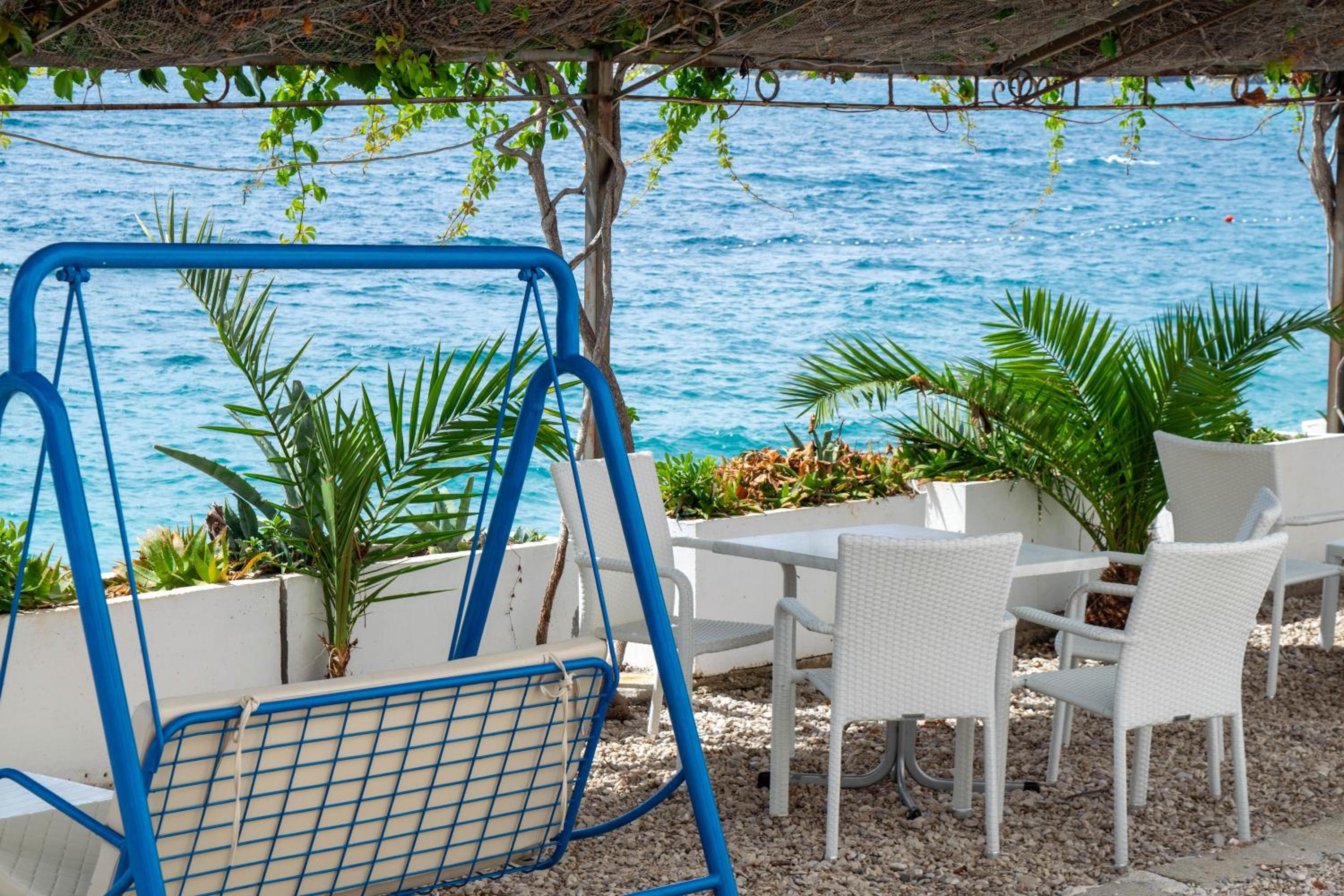 Standard Room with Sea View - Photo 15