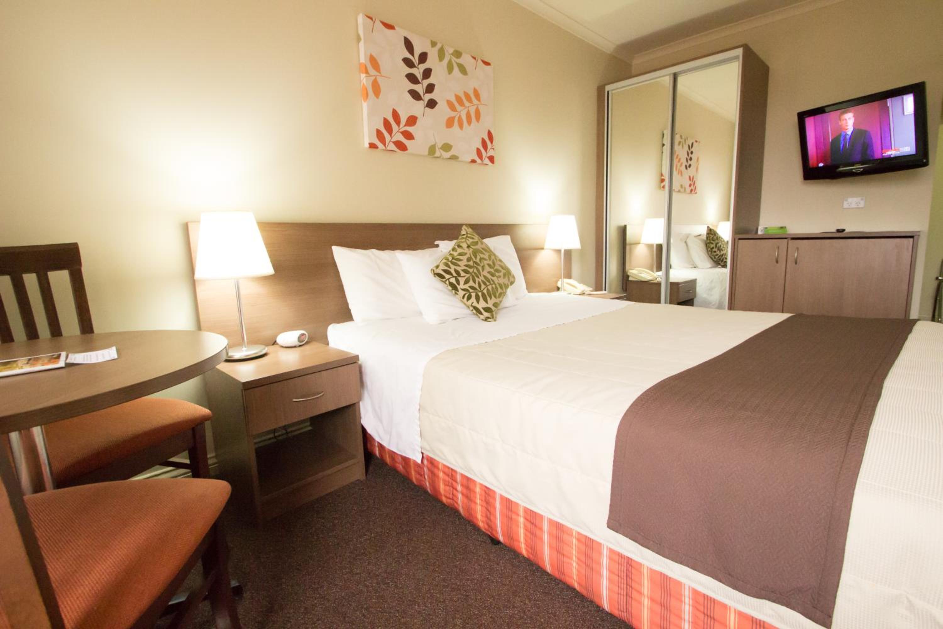 Deluxe Room - Photo 2