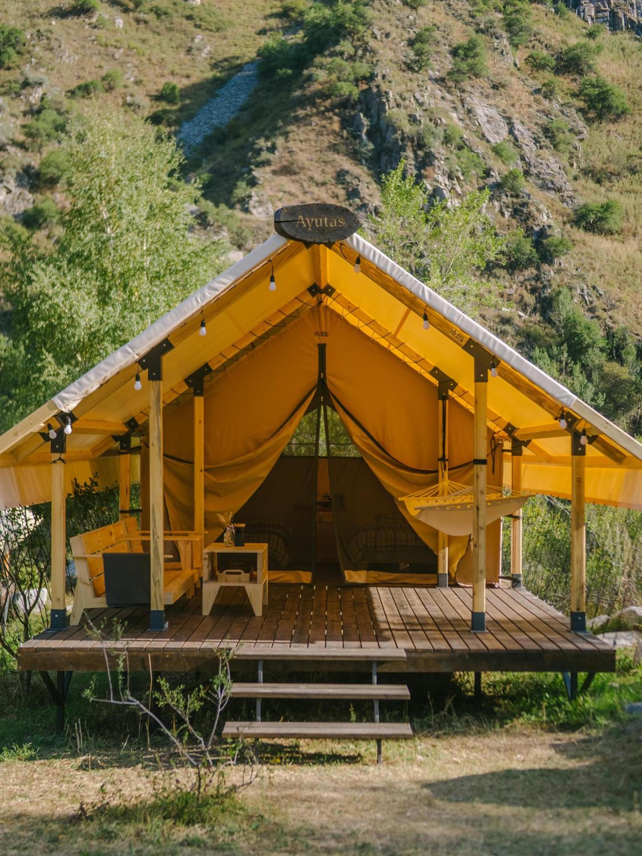 Tent - Photo 3