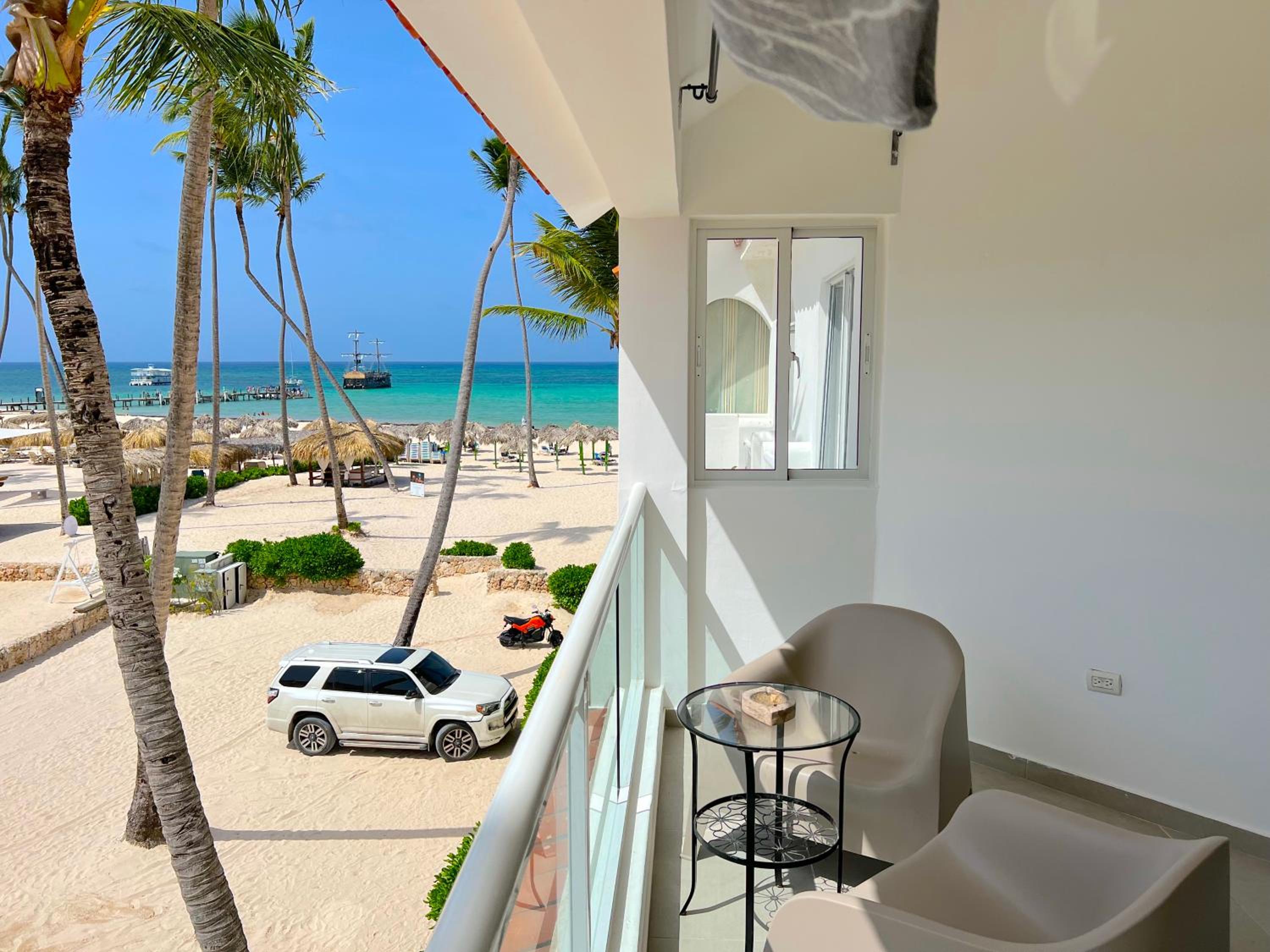 Deluxe Suite With Sea View