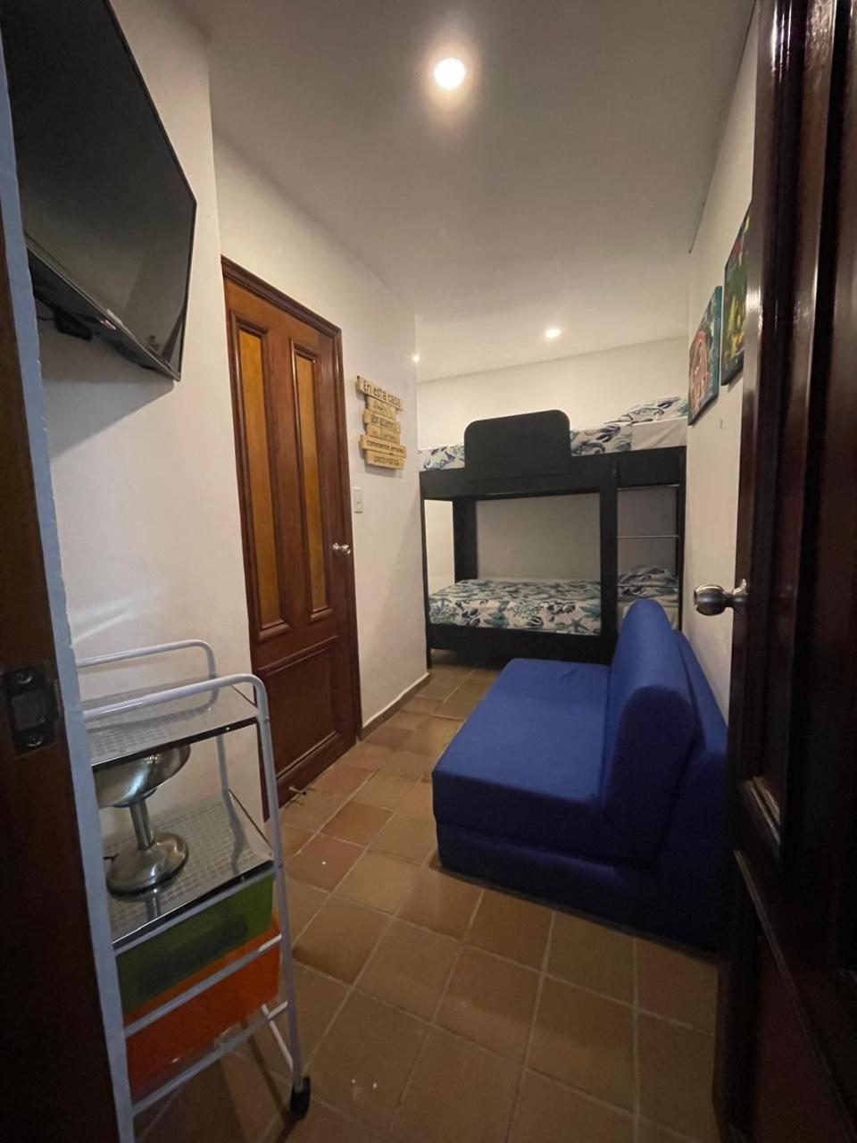 Three-Bedroom Apartment photo 2