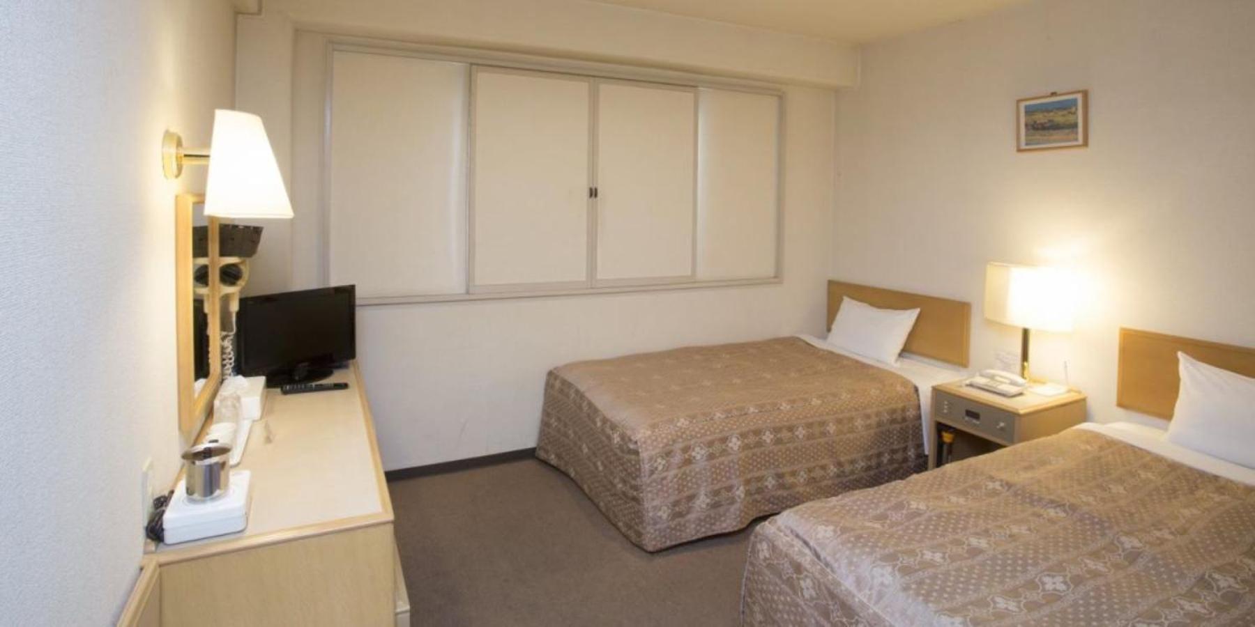 Twin Room - Non-Smoking