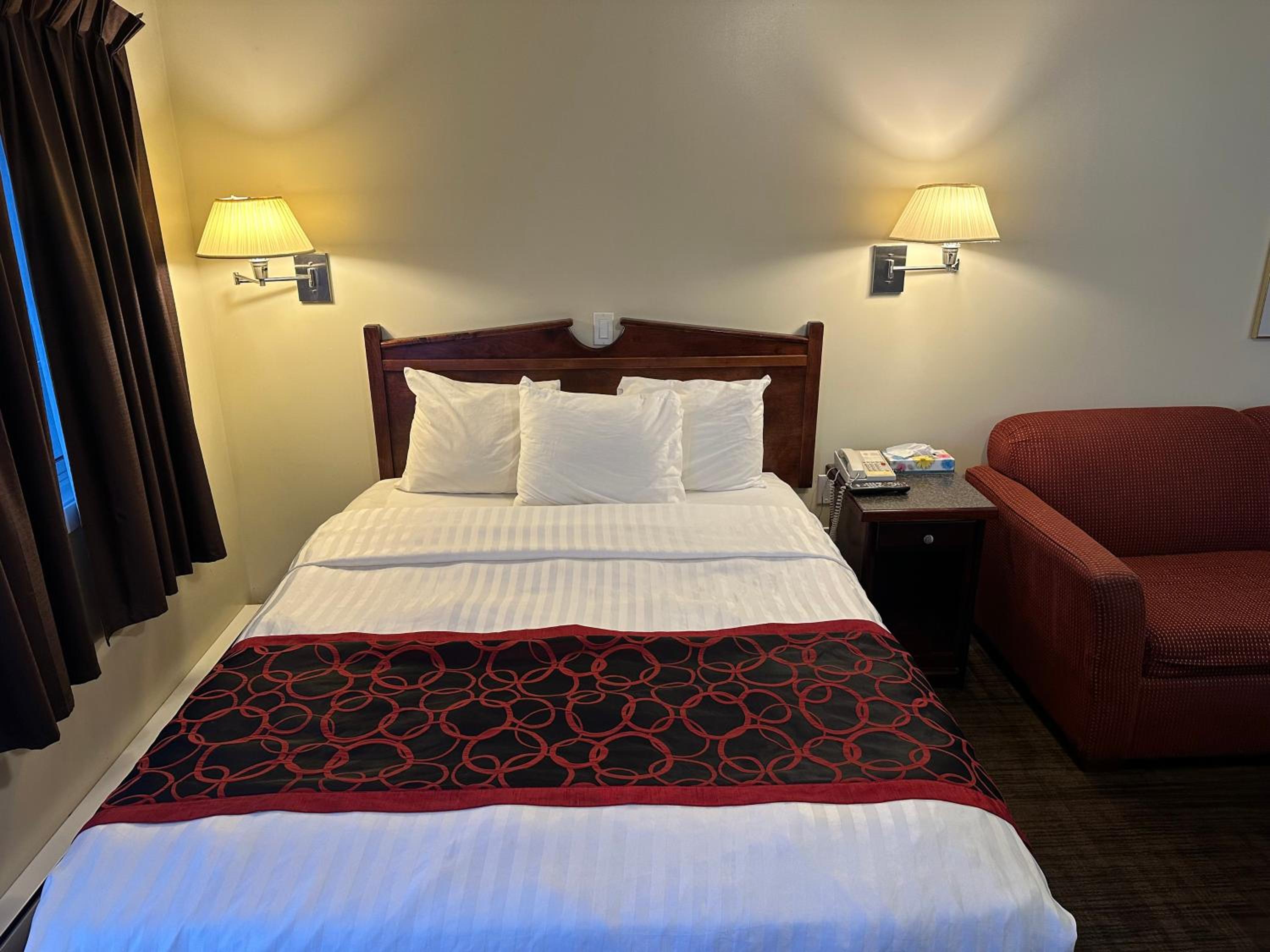 Deluxe Queen Room photo 1