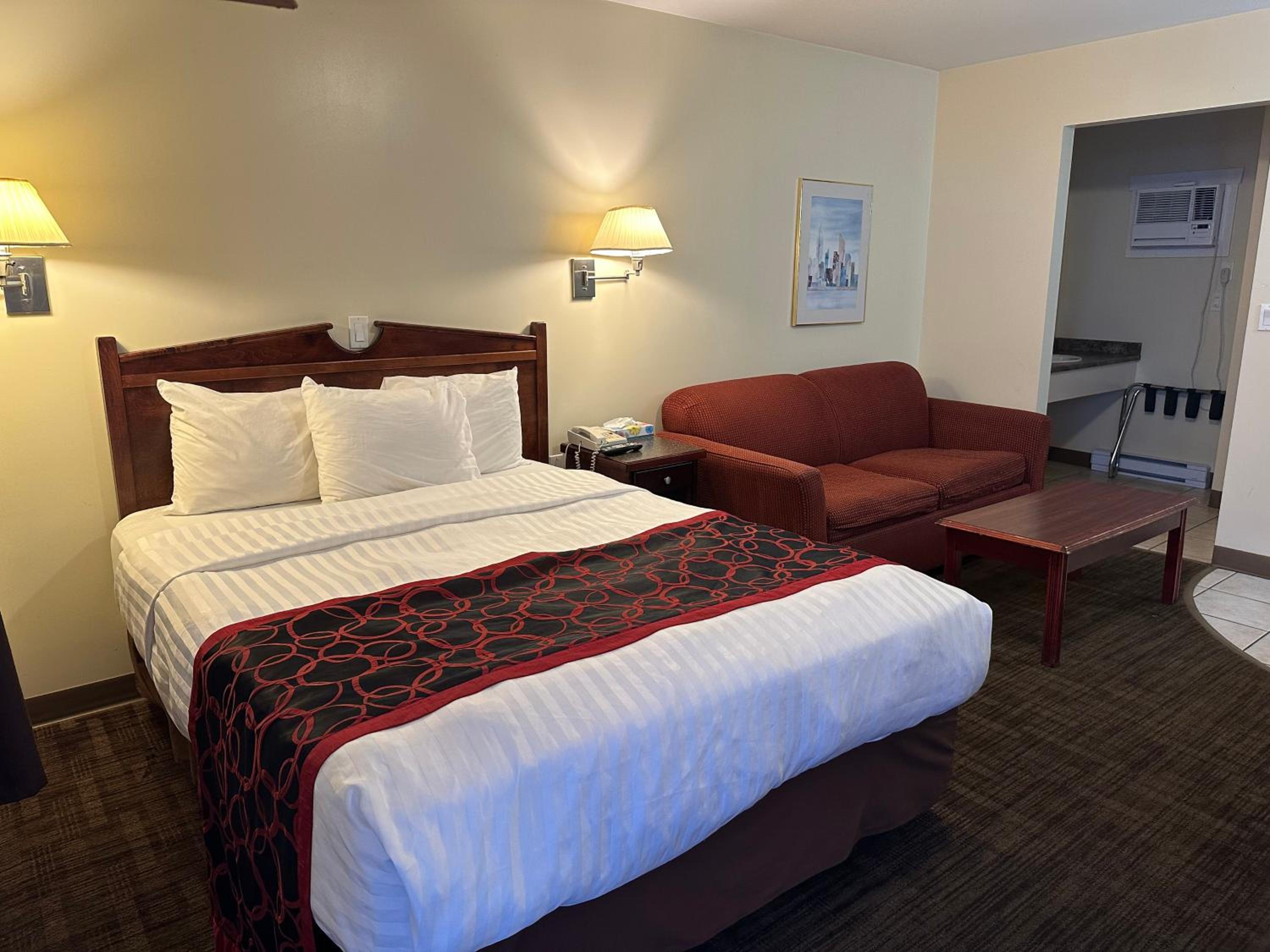 Deluxe Queen Room photo 2