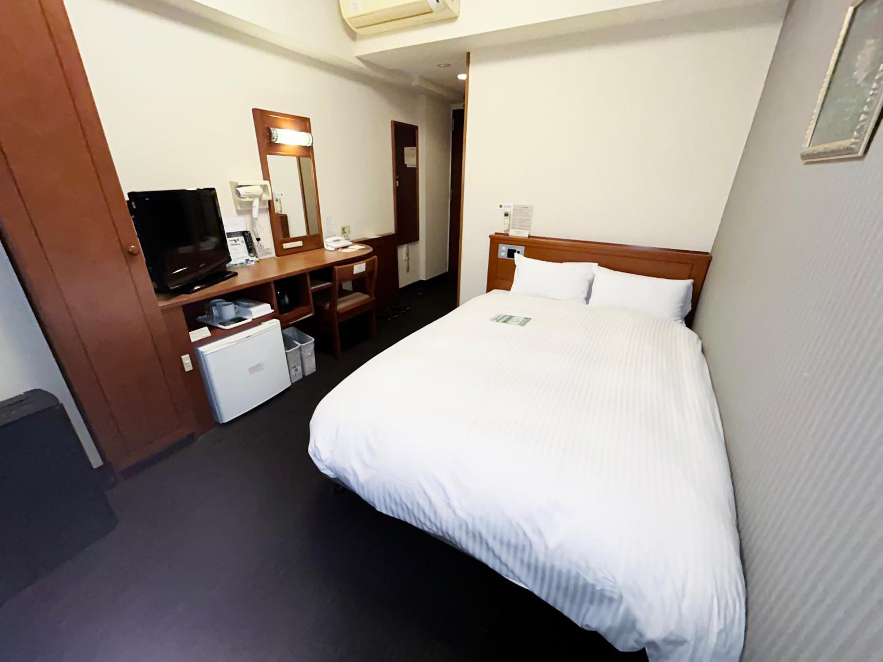 Double Room with Small Double Bed - Non-Smoking - Photo 1