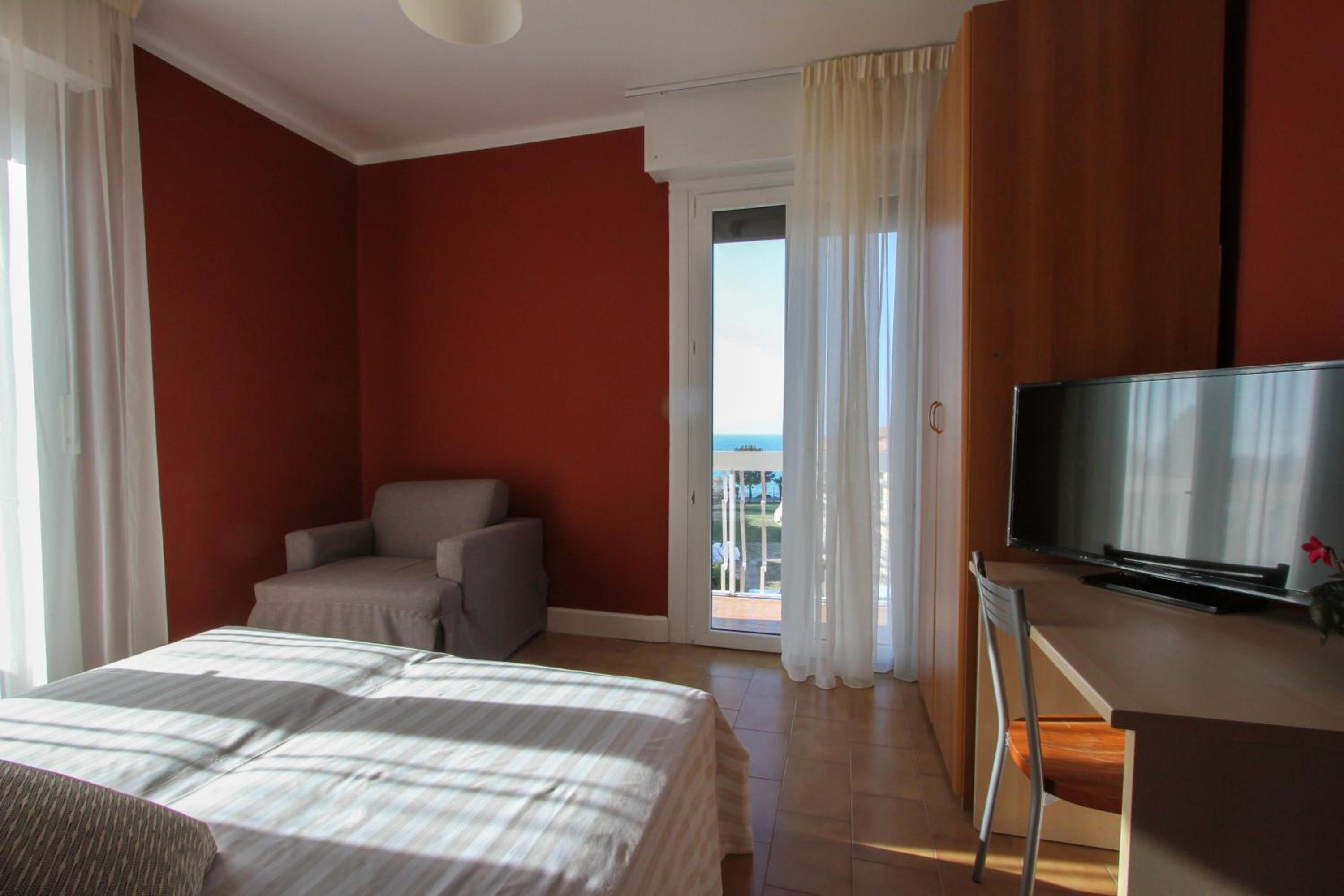 Double Room with Lake View photo 1