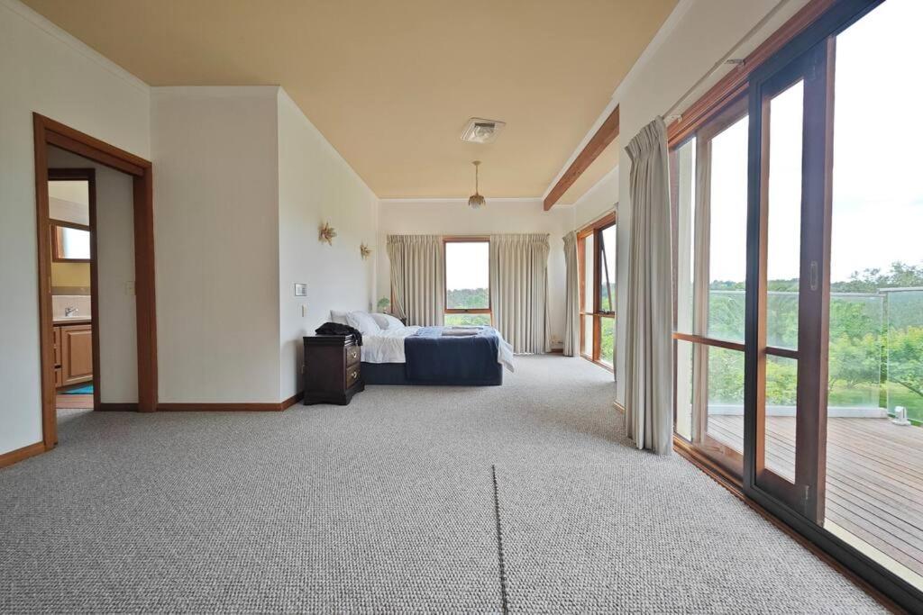Villa photo 1