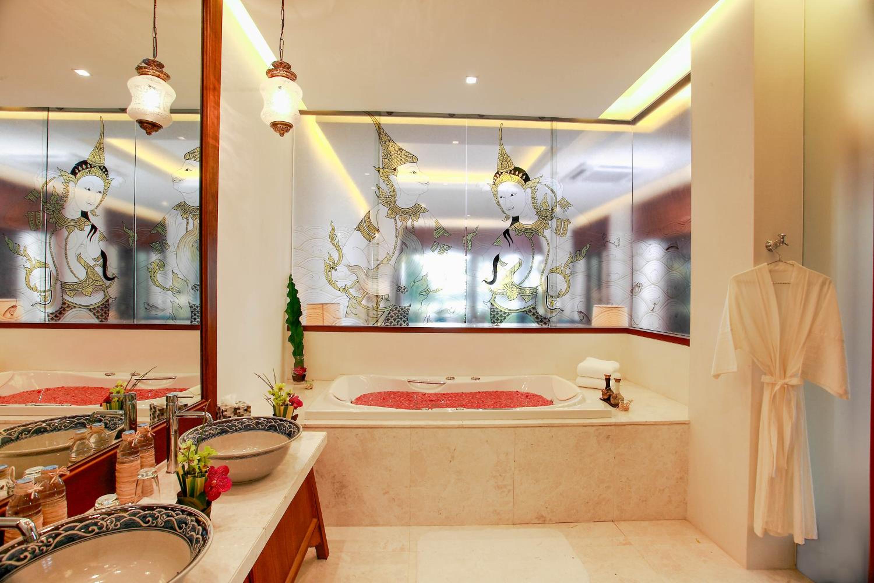 One-Bedroom Villa - Photo 2