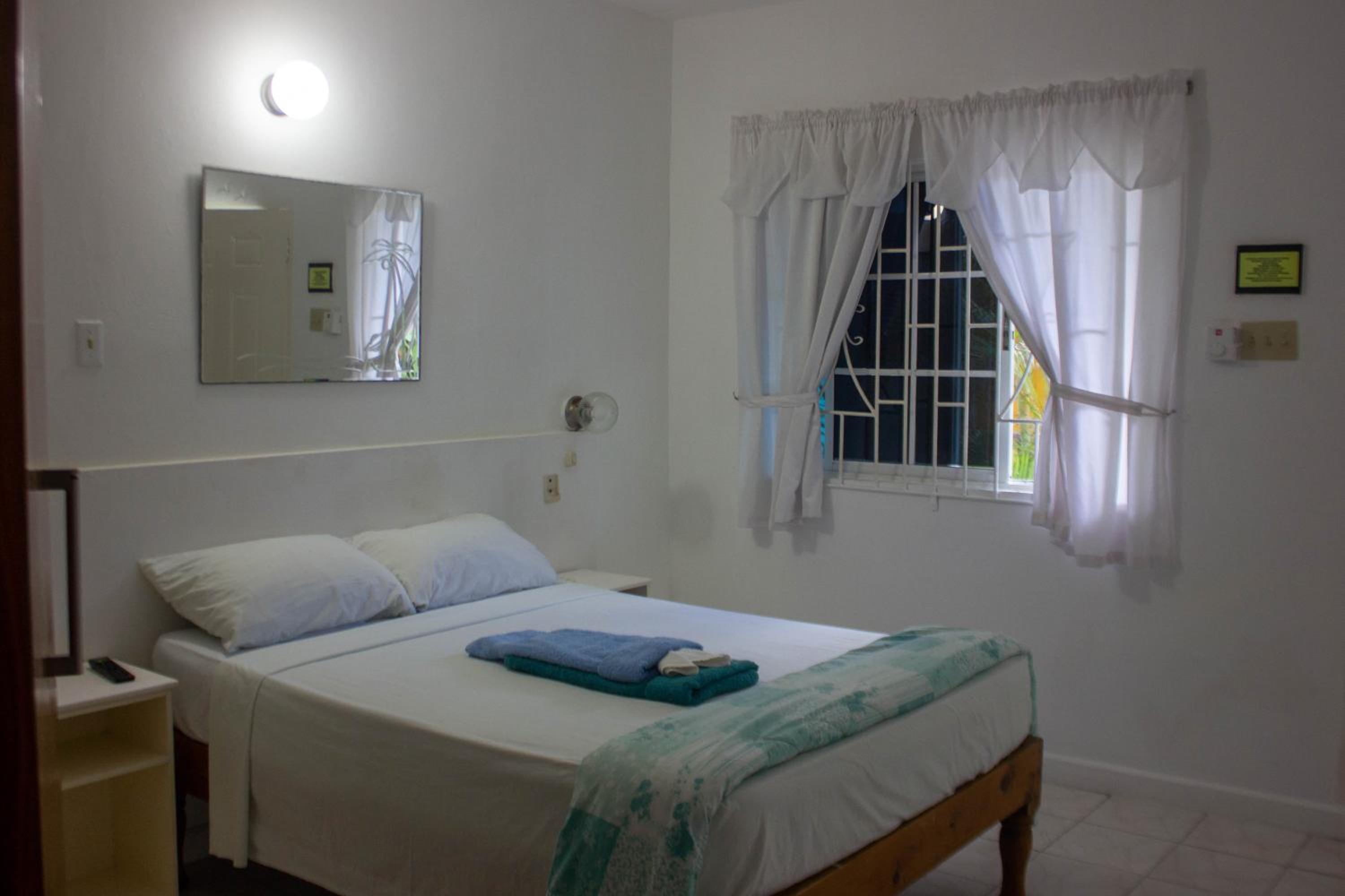 Basic Triple Room