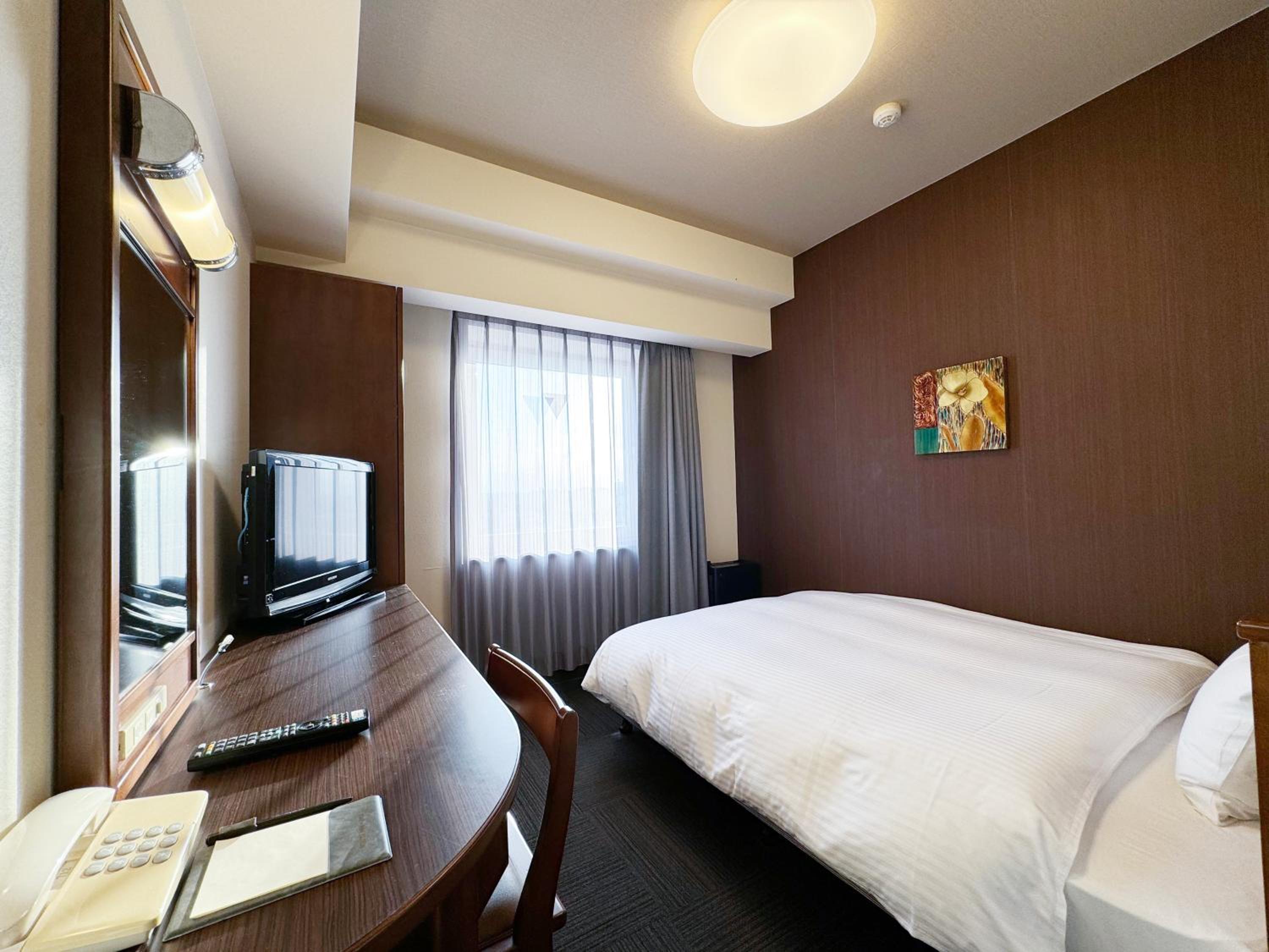 Single Room - Smoking - Photo 9