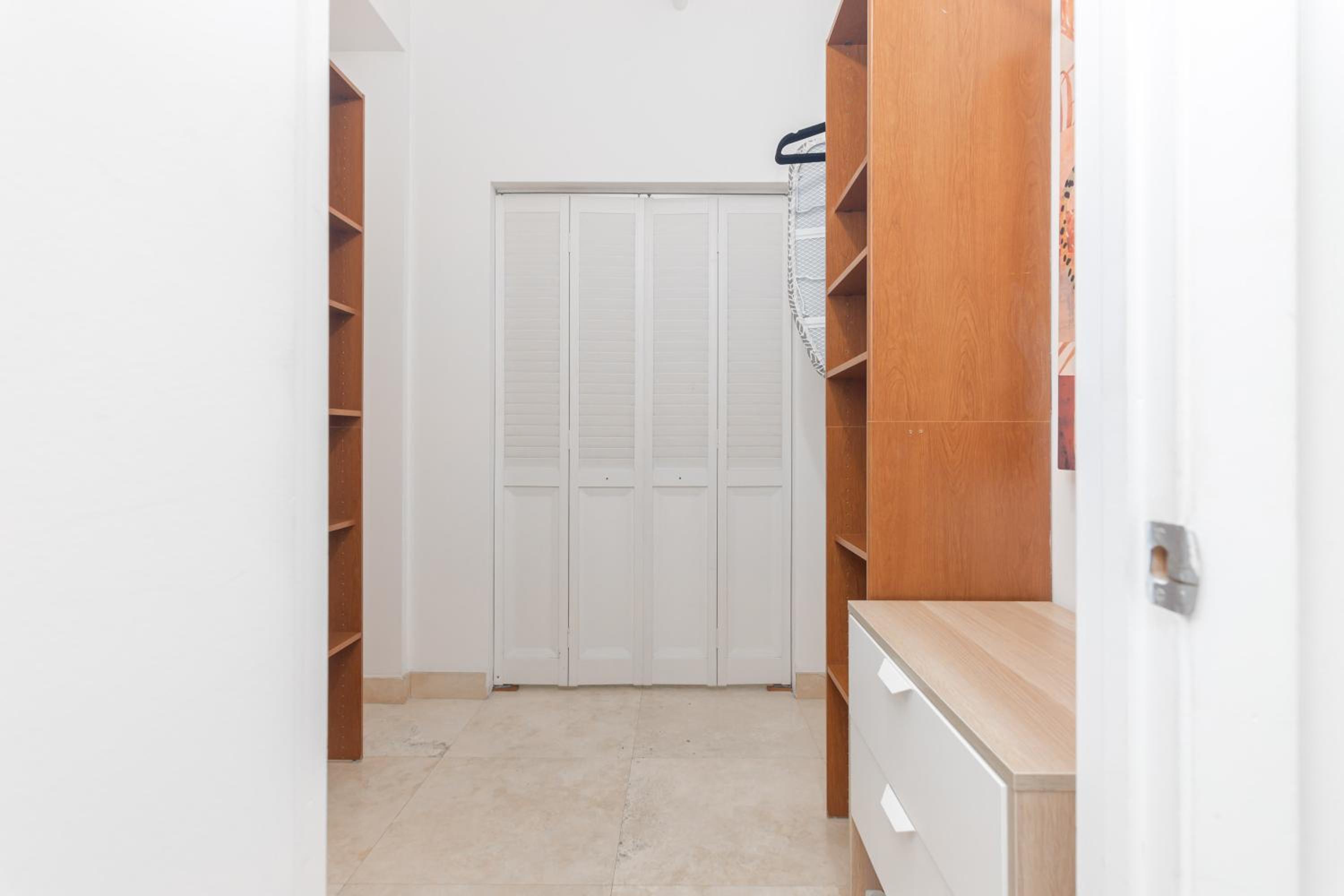 Studio Apartment photo 3