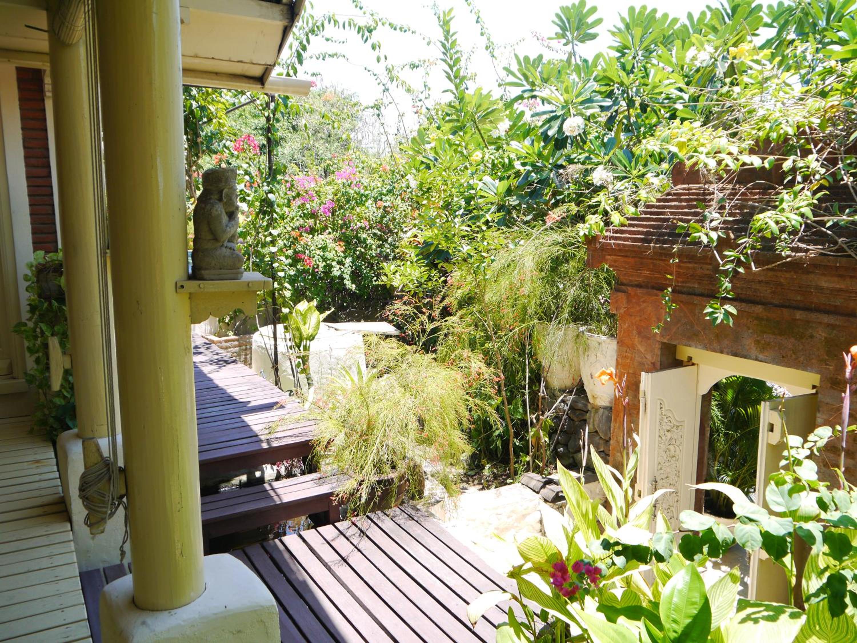 Bungalow with Sea View photo 3