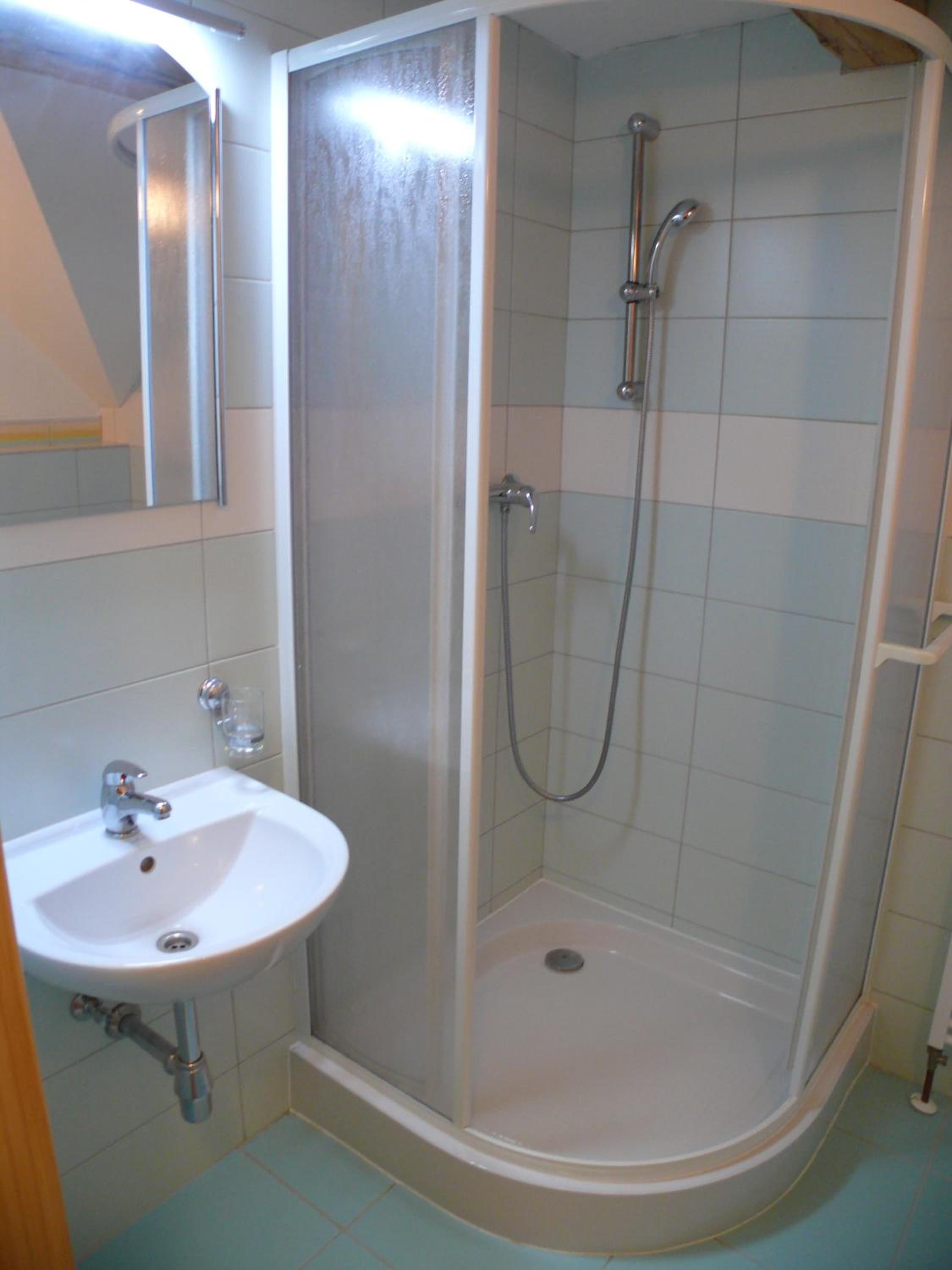 Triple Room with Private Bathroom photo 3
