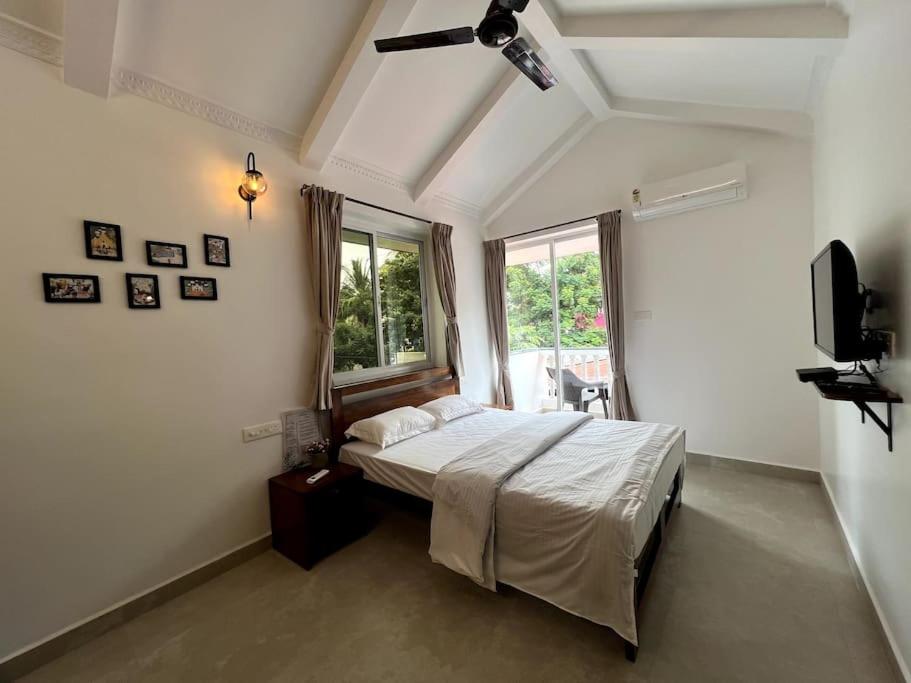 One-Bedroom Apartment photo 1