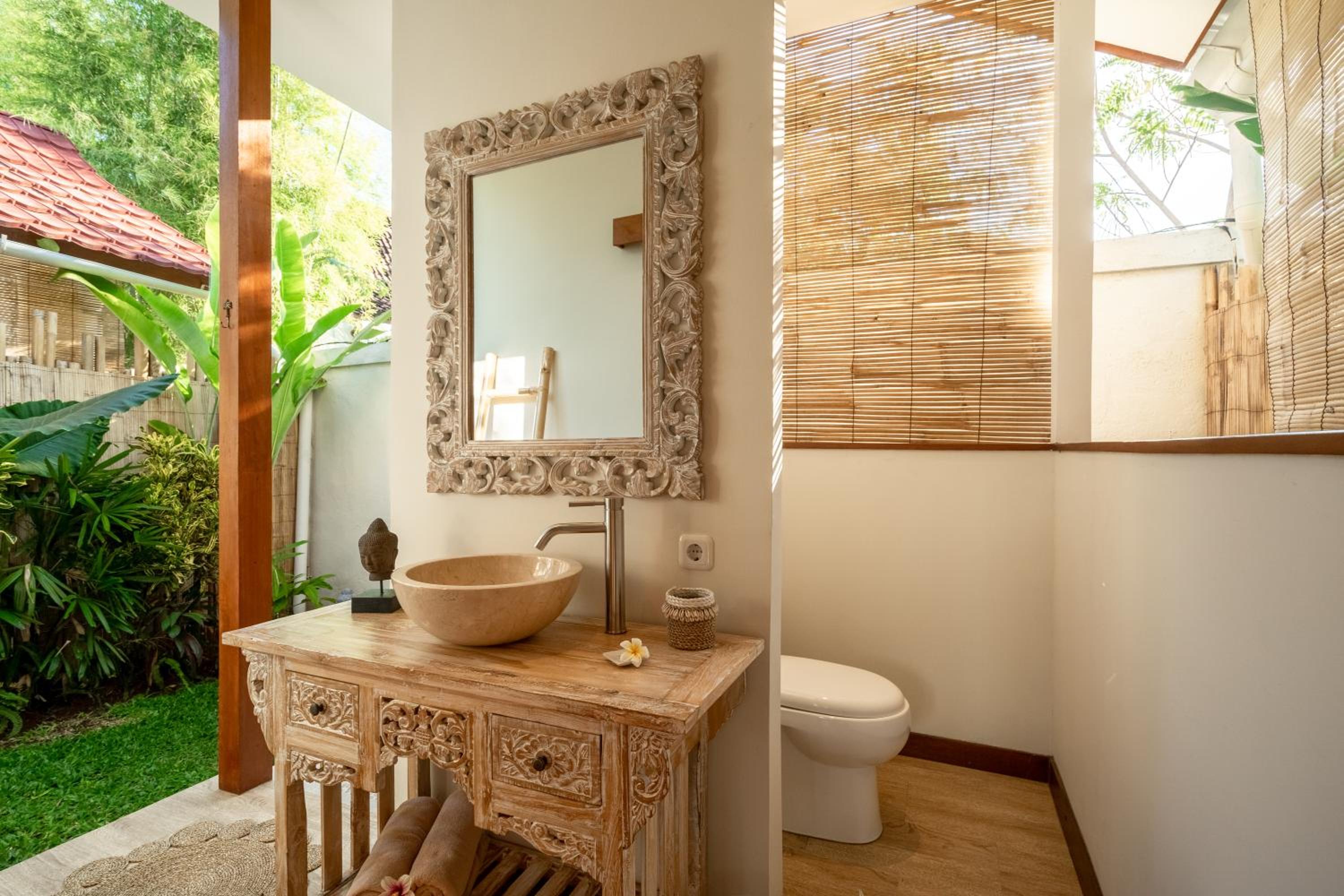 Superior Bungalow - Photo 8