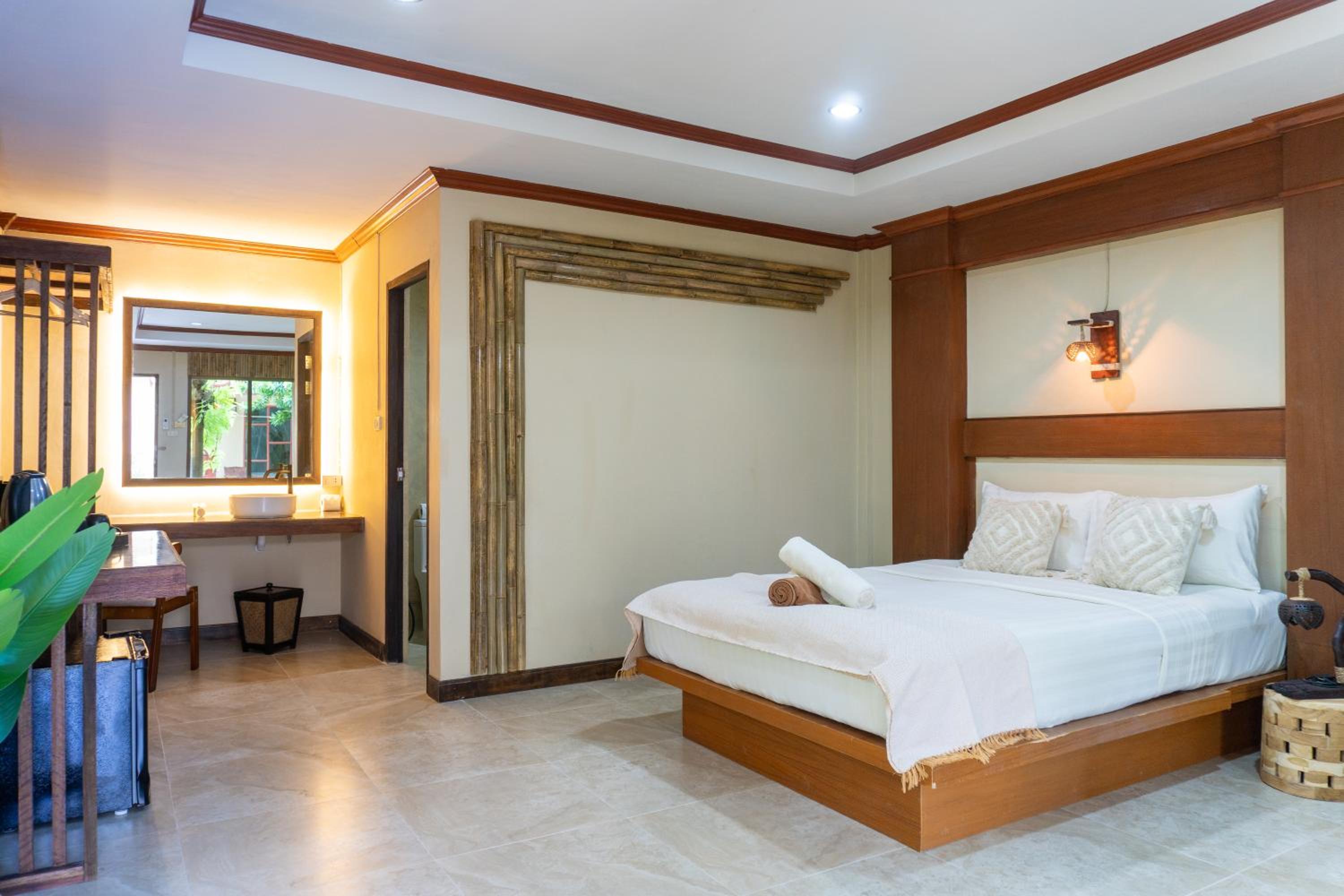 Family Room with Garden View photo 2