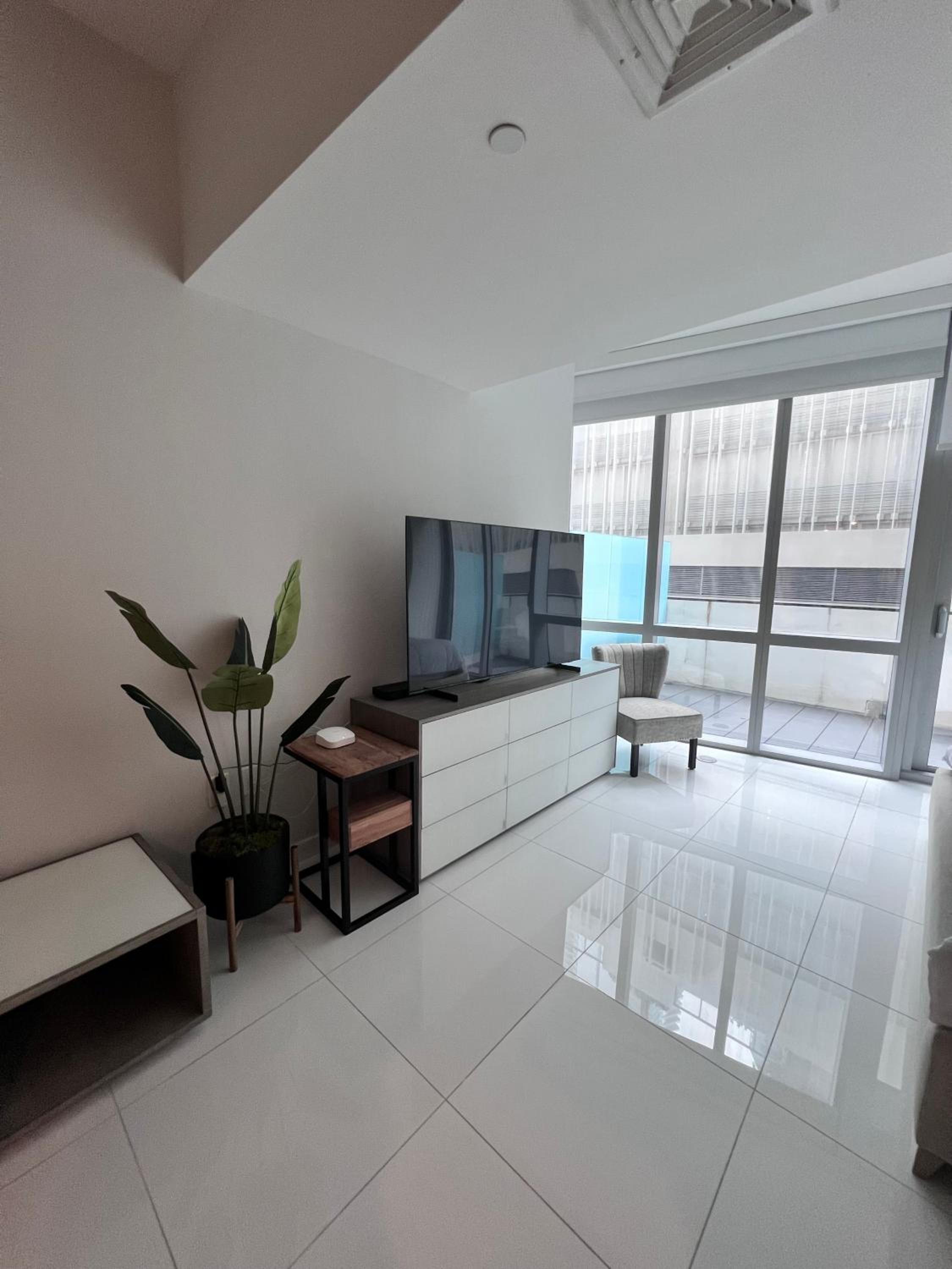 Studio Apartment photo 2