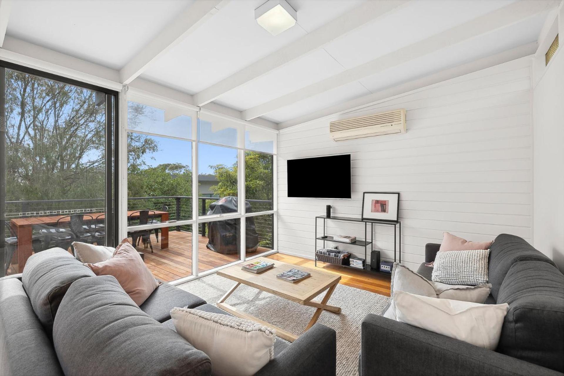 Three-Bedroom House photo 1