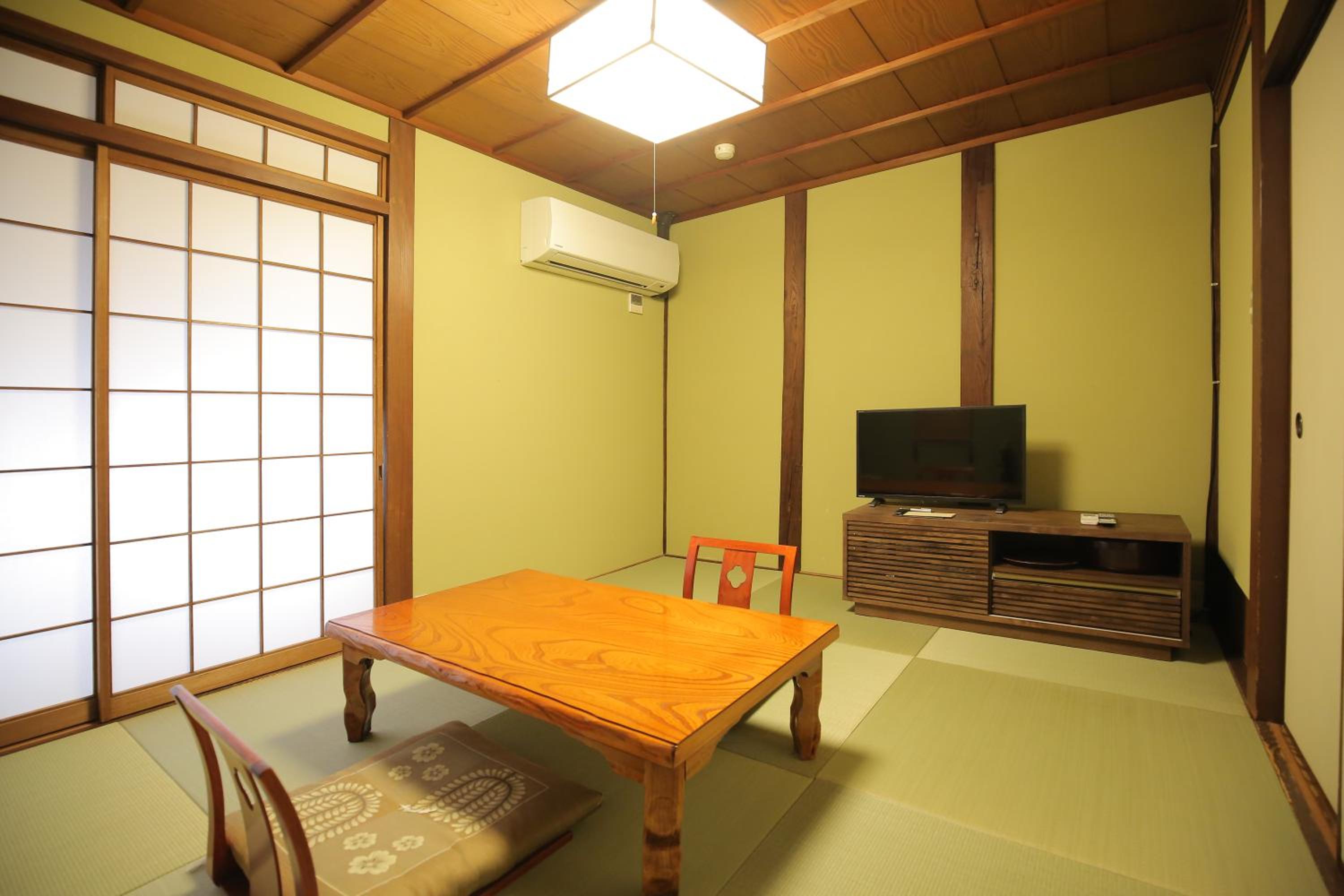 Twin Room with Shared Bathroom