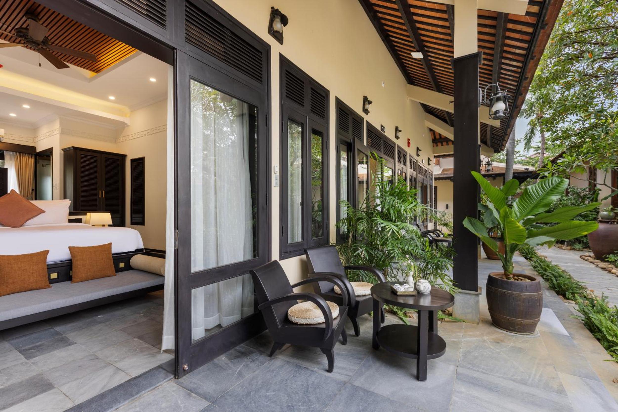 Premium Suite with bathtub  - Photo 4