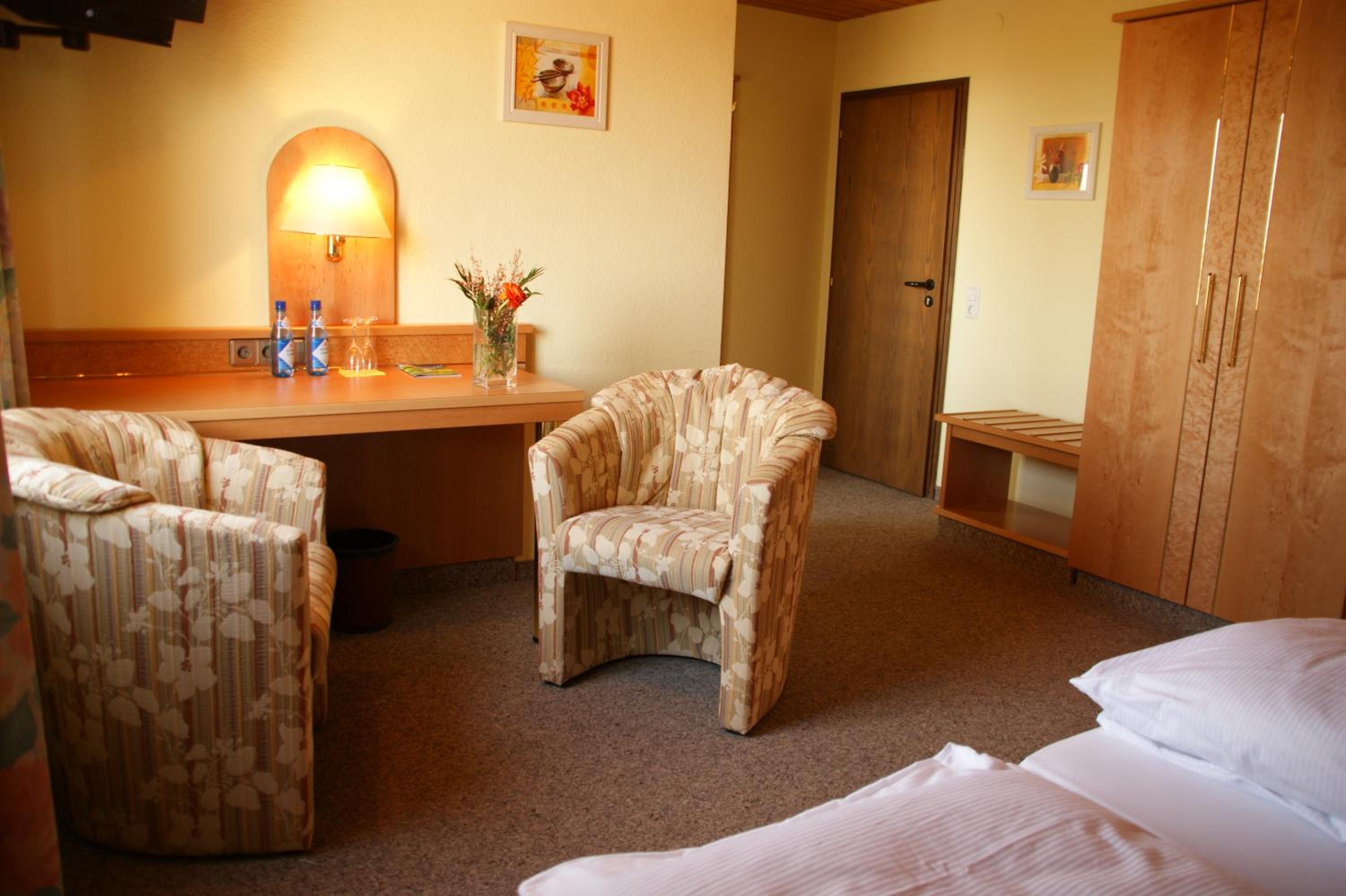 Triple Room - Photo 5