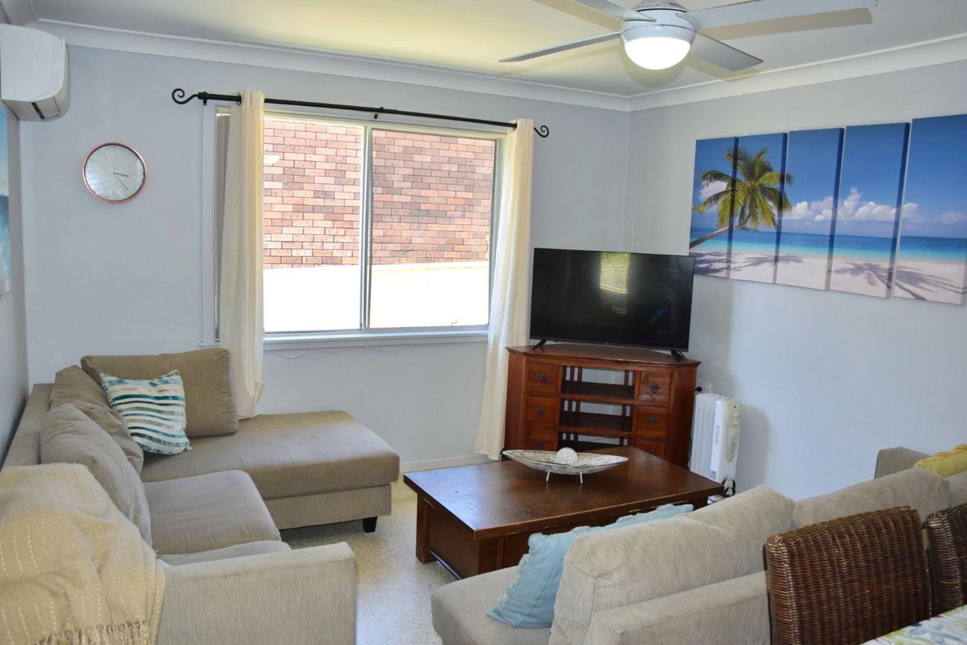 Three-Bedroom House photo 1