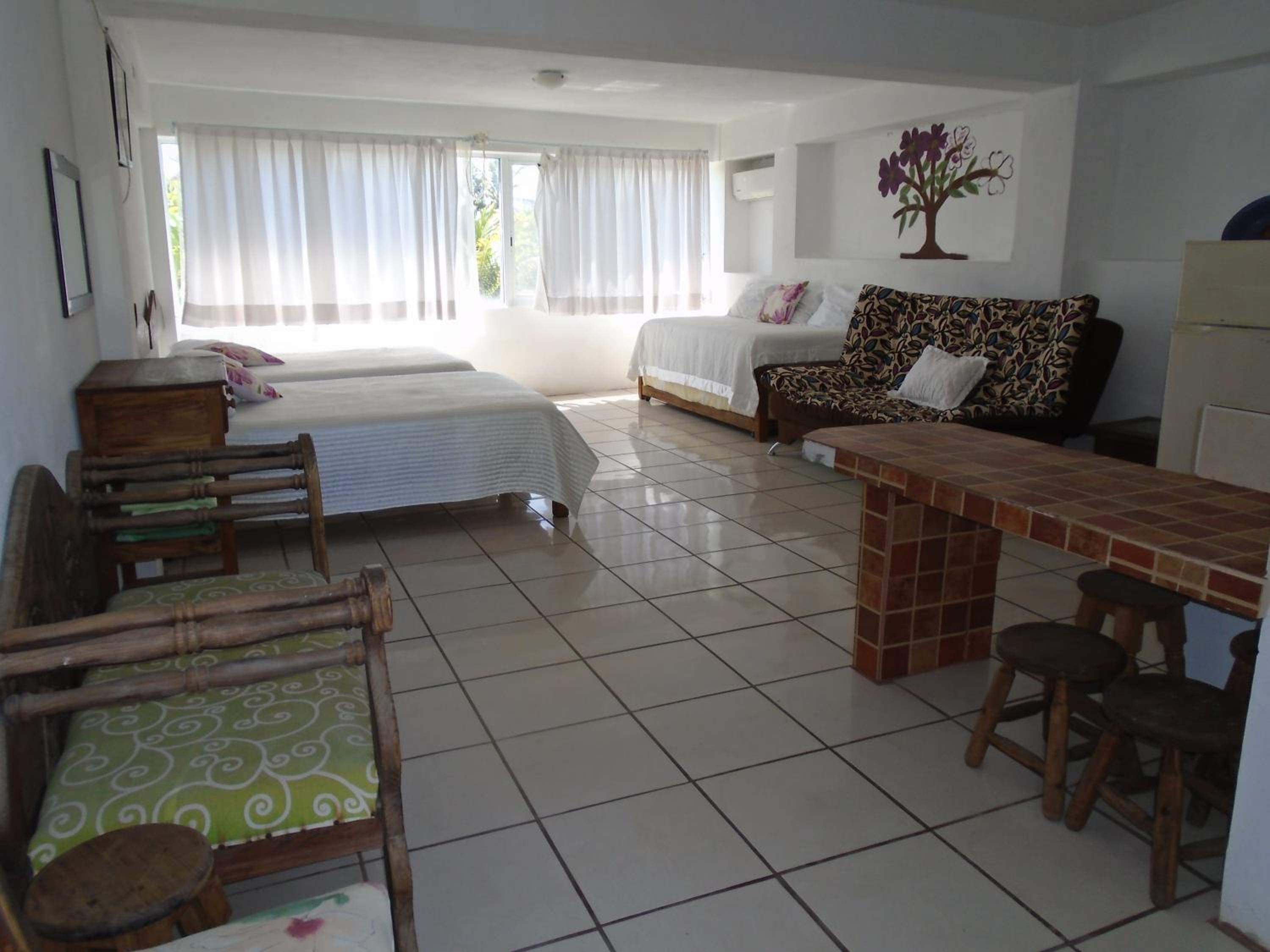 Studio Apartment photo 1