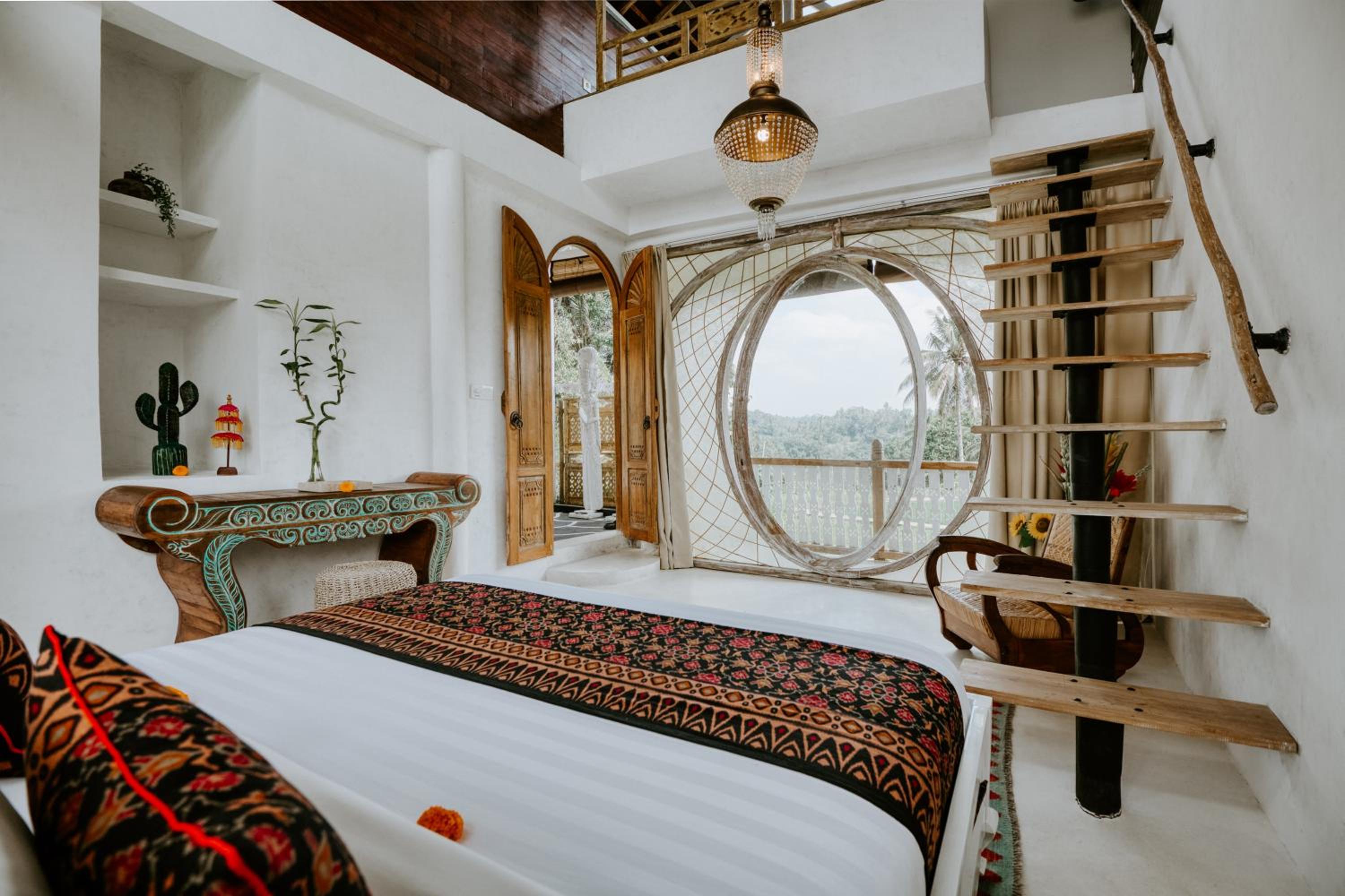 Queen Suite with Terrace