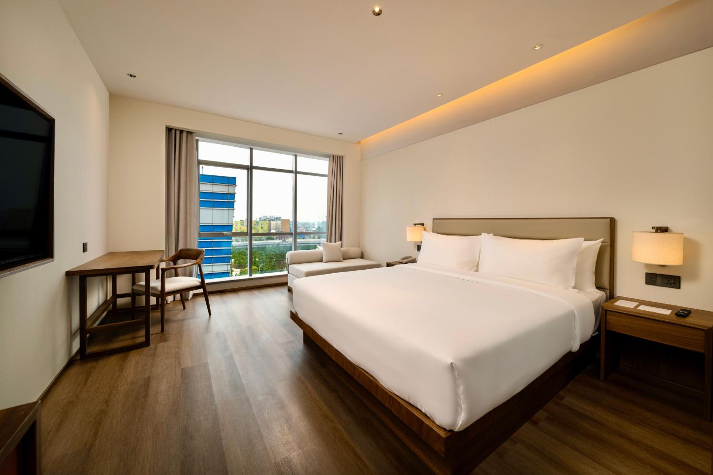 Deluxe King Room