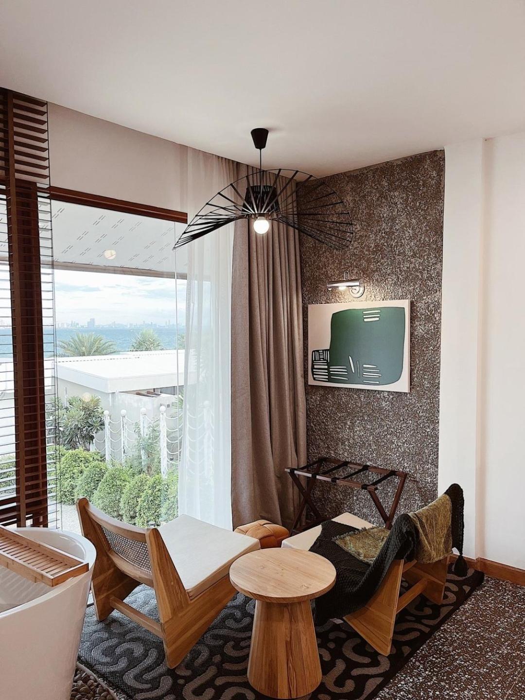 Double Room with Sea View - Photo 11