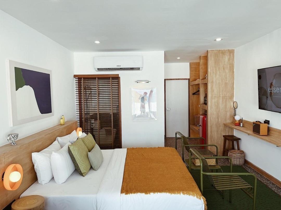 Double Room with Sea View - Photo 12